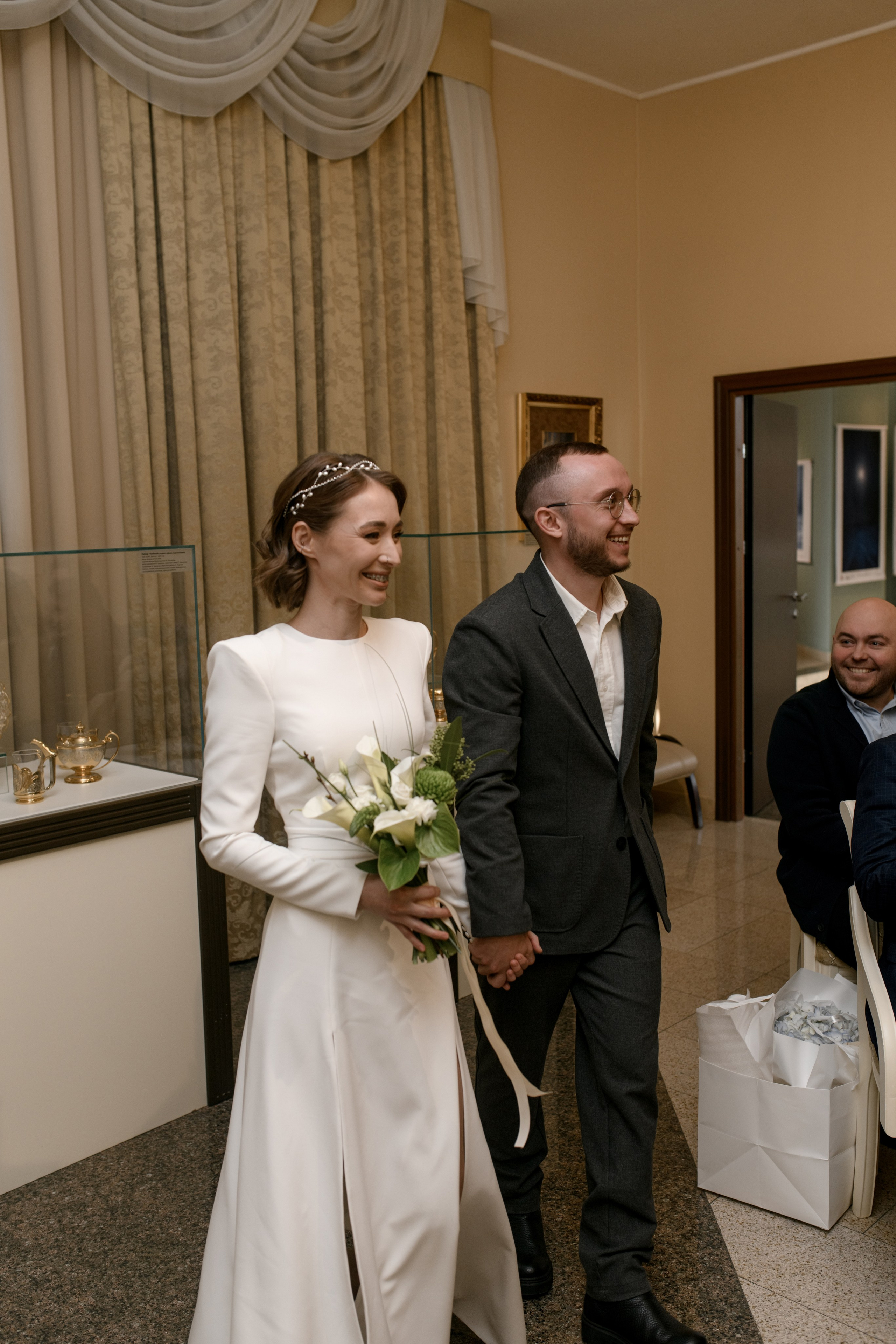 Регистрация Анастасии и Никиты — Краеведческий музей. Свадебный фотограф Екатеринбург/Челябинск — Любовь Волохова