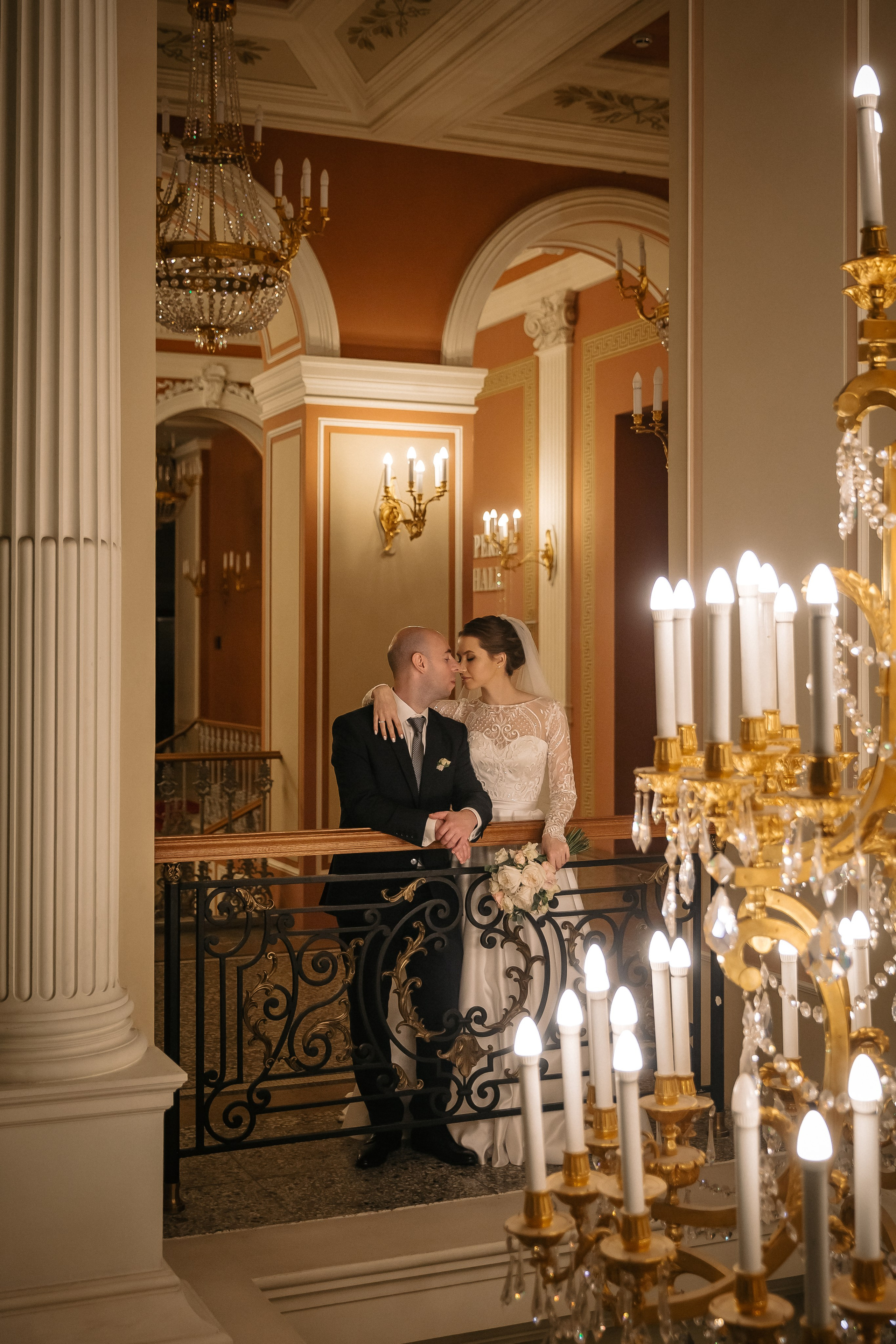 ОКТЯБРЬ | Дворец № 1 Талион, Особняк военного министра. Свадебный фотограф в Санкт-Петербурге Полина Корзухина