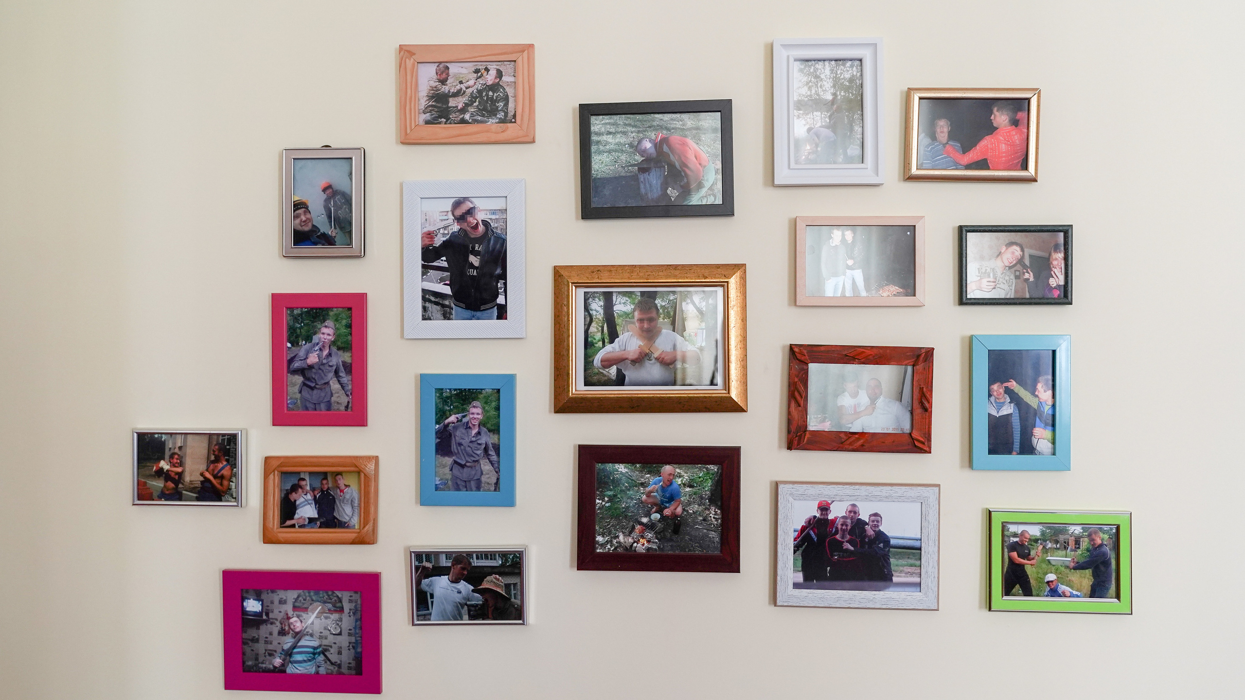 Installation views. Künstler Verstecktoff