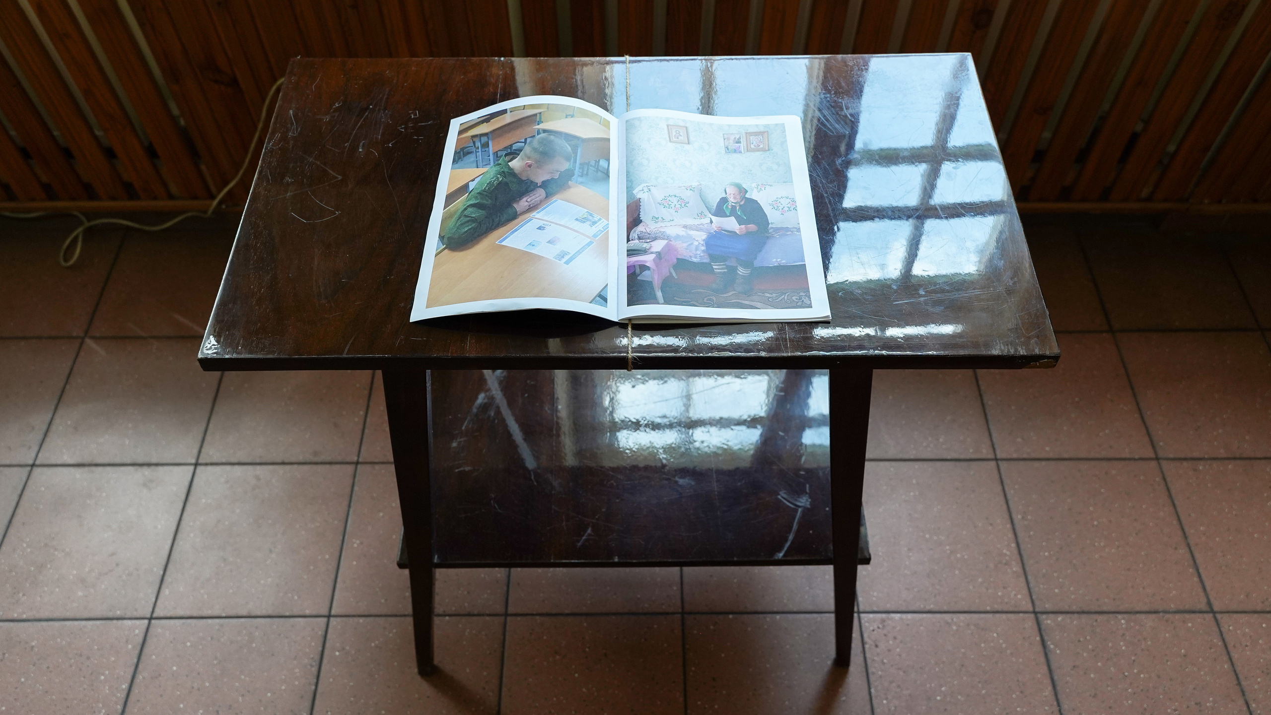 Installation views. Künstler Verstecktoff