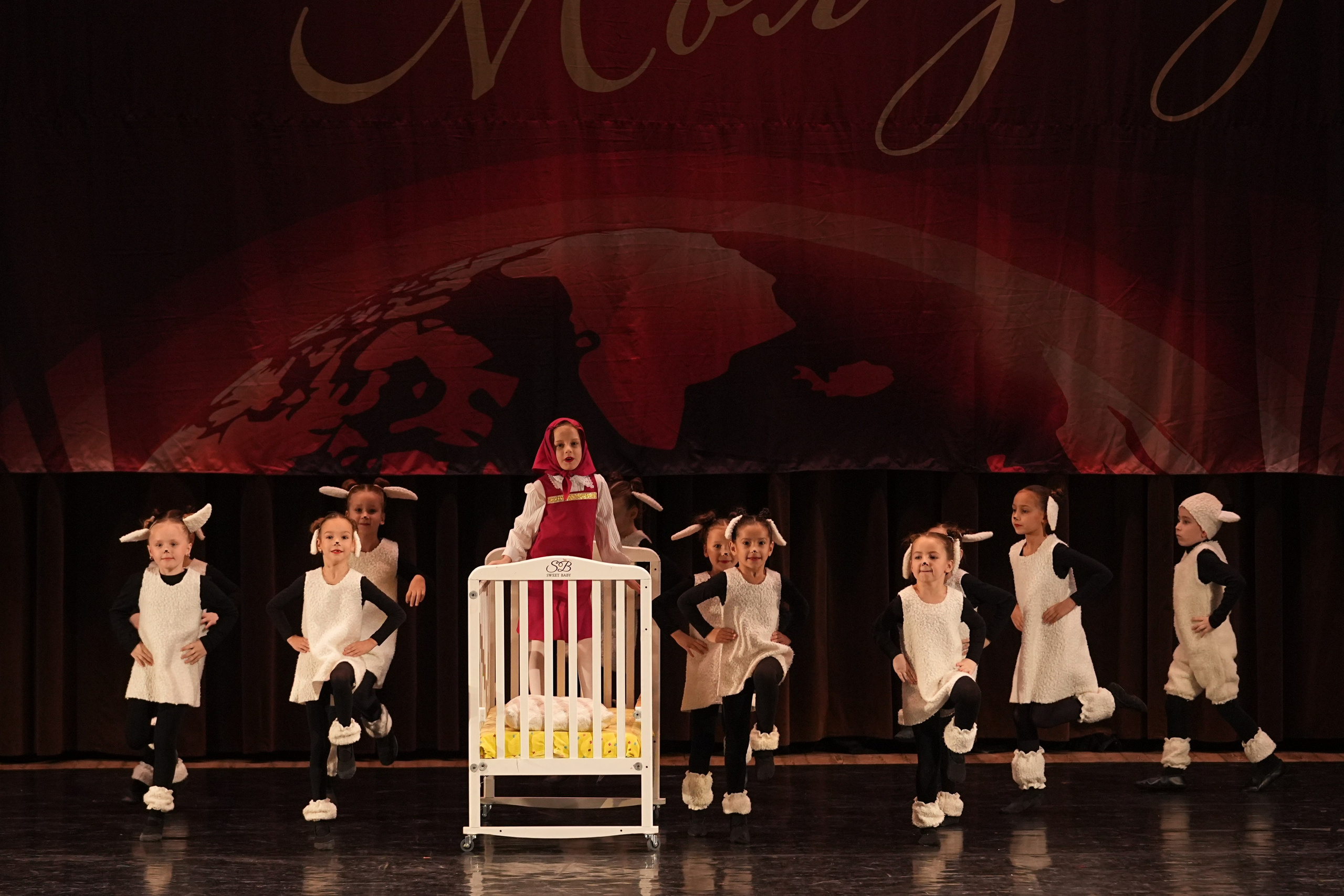 7 декабря, блок 2, г. Москва. Золотое яблочко