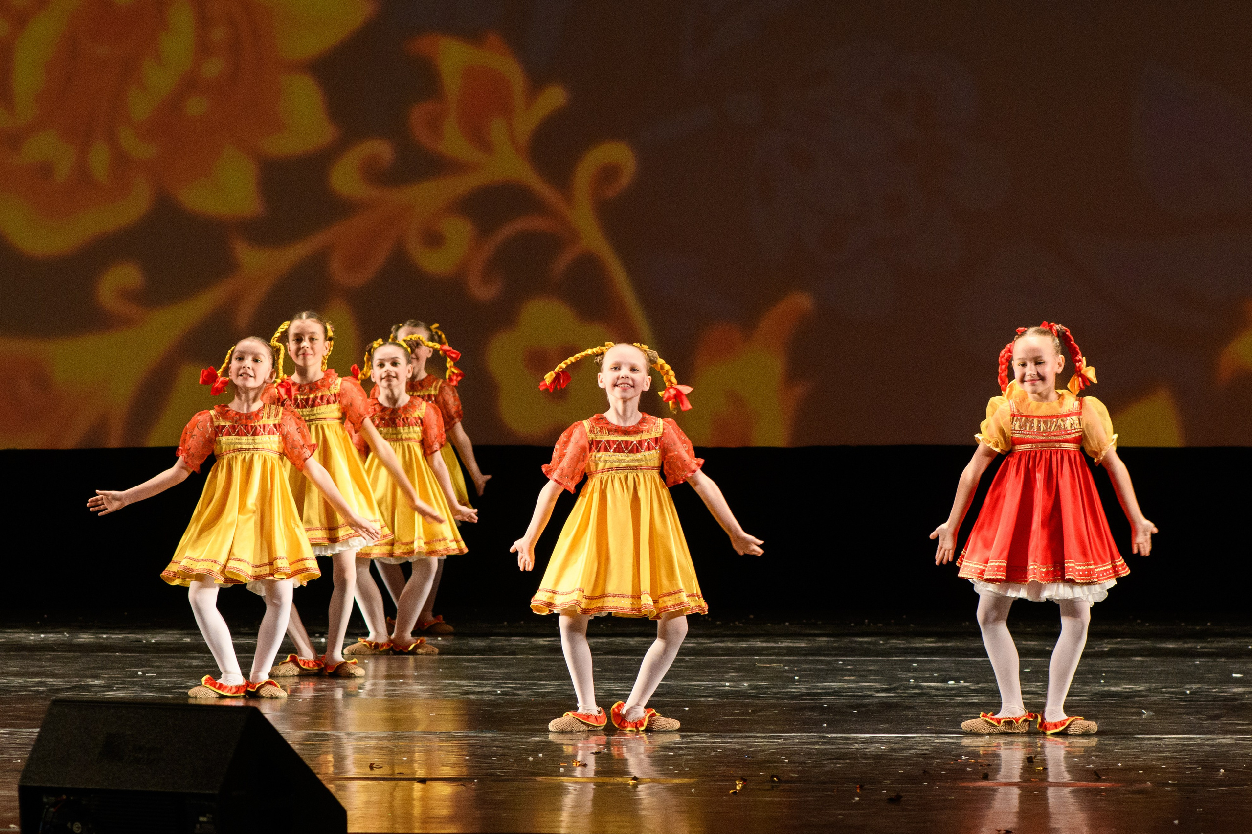 23 апреля, часть 2, БКЗ Октябрьский, г. Санкт-Петербург. Золотое яблочко