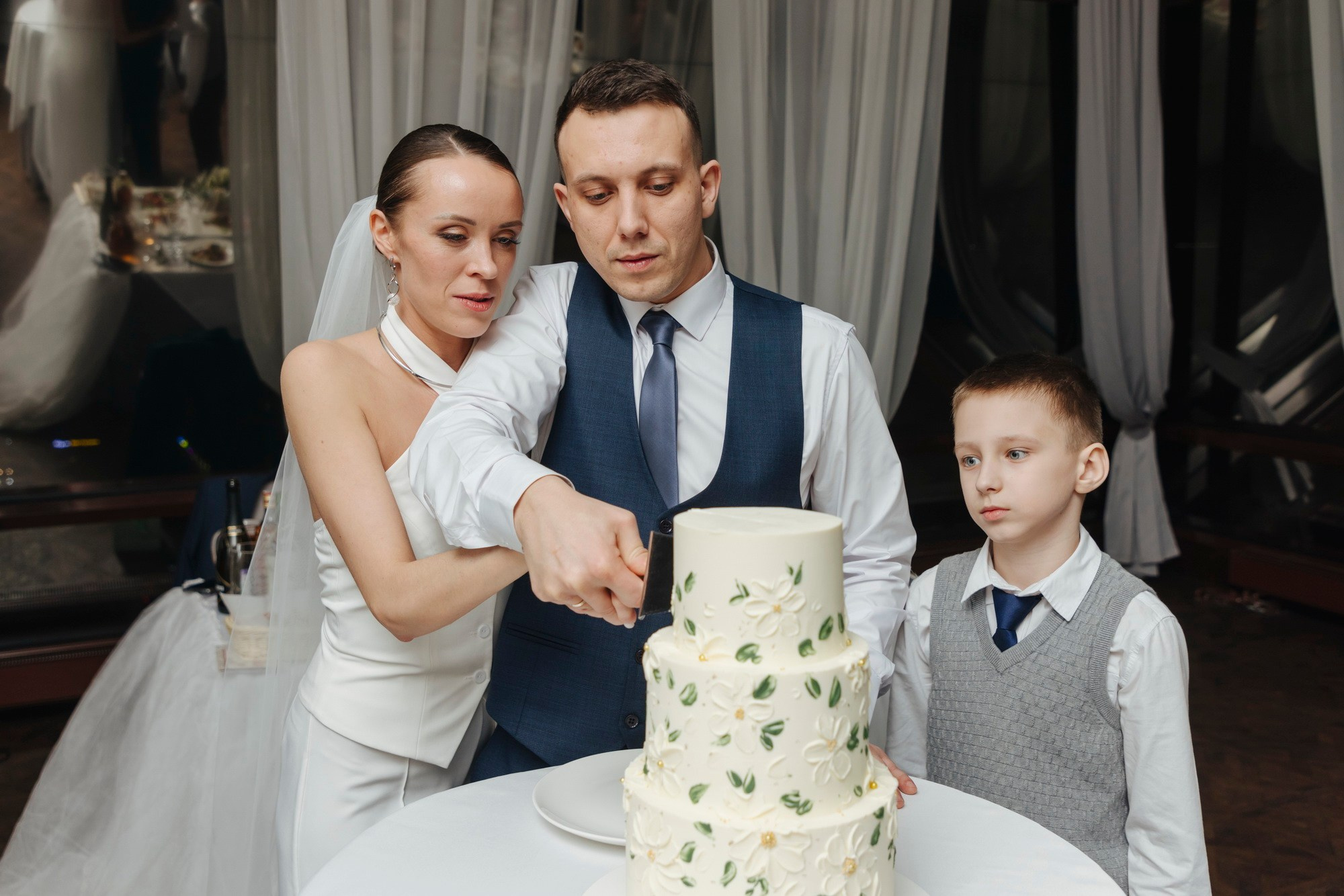 Свадьба Ксении и Владимира. Фотограф крещение венчание в Петербурге! Помогает подобрать храм и посоветовал душевного батюшку в СПб