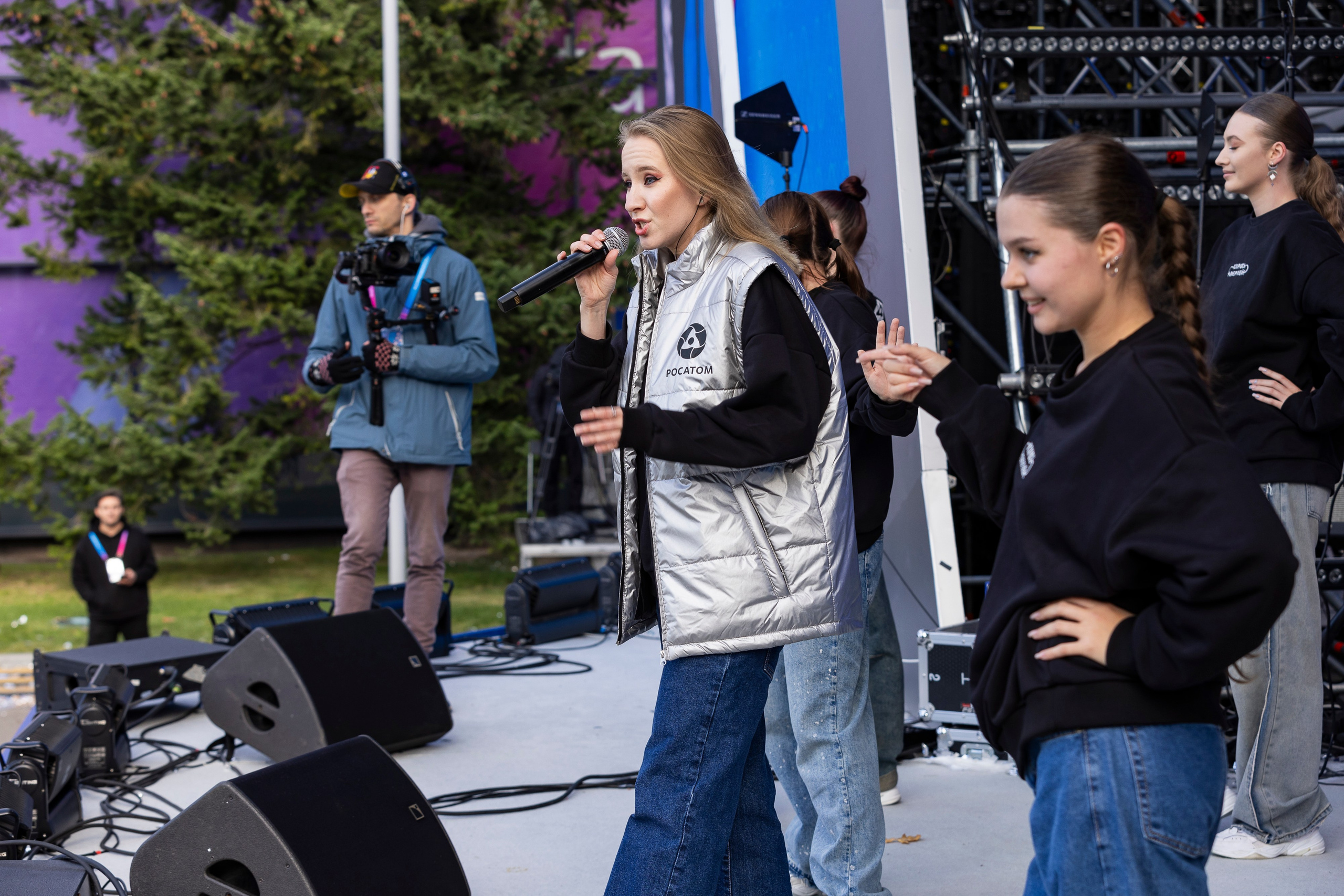 РЕПОРТАЖ | СОБЫТИЯ. Ксения Фрик — фотограф: бэкстейдж тв-шоу, портреты, репортаж | Москва