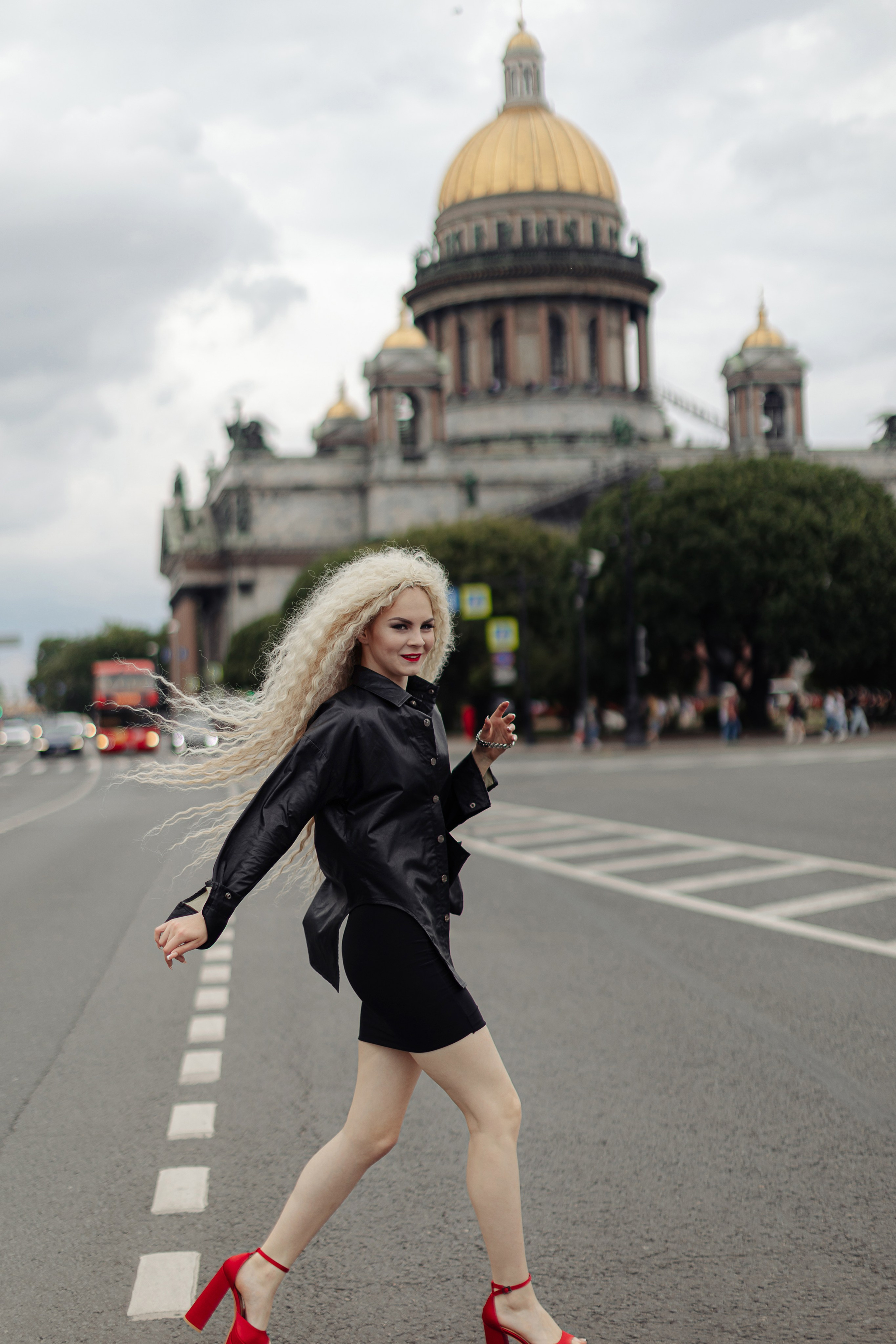 Прогулочная фотосессия в Питере с Ариной