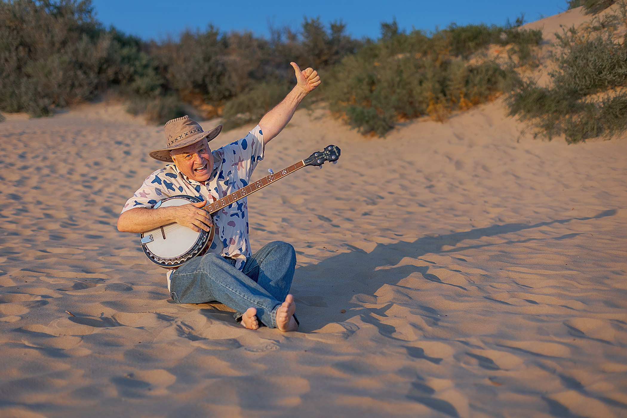 Григорий Гладков — композитор, исполнитель, заслуженный деятель искусств РФ (2004), член Союза композиторов и Союза кинематографистов России. Наталья Антипас фотограф Москва