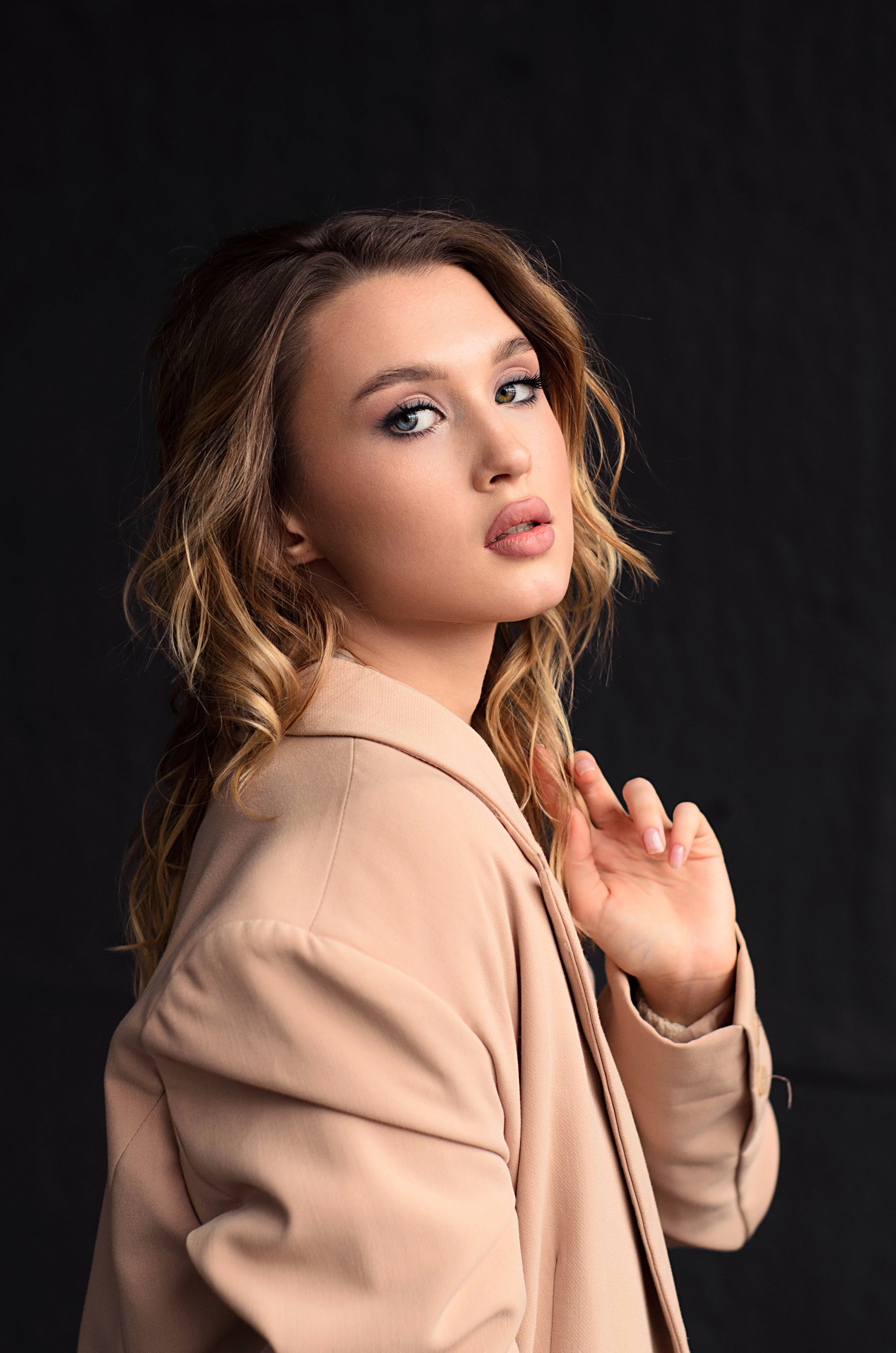 Портретный фотограф в Хабаровске и Санкт-Петербурге Семенова Дарья