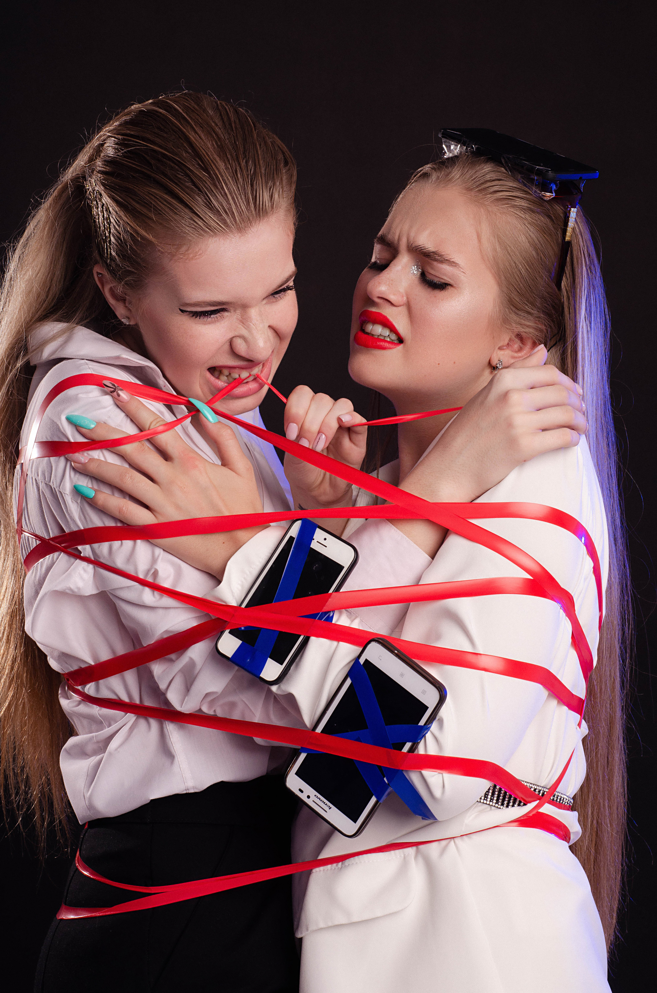 Фотопроект «Человек и телефон». Портретный фотограф в Хабаровске и Санкт-Петербурге Семенова Дарья