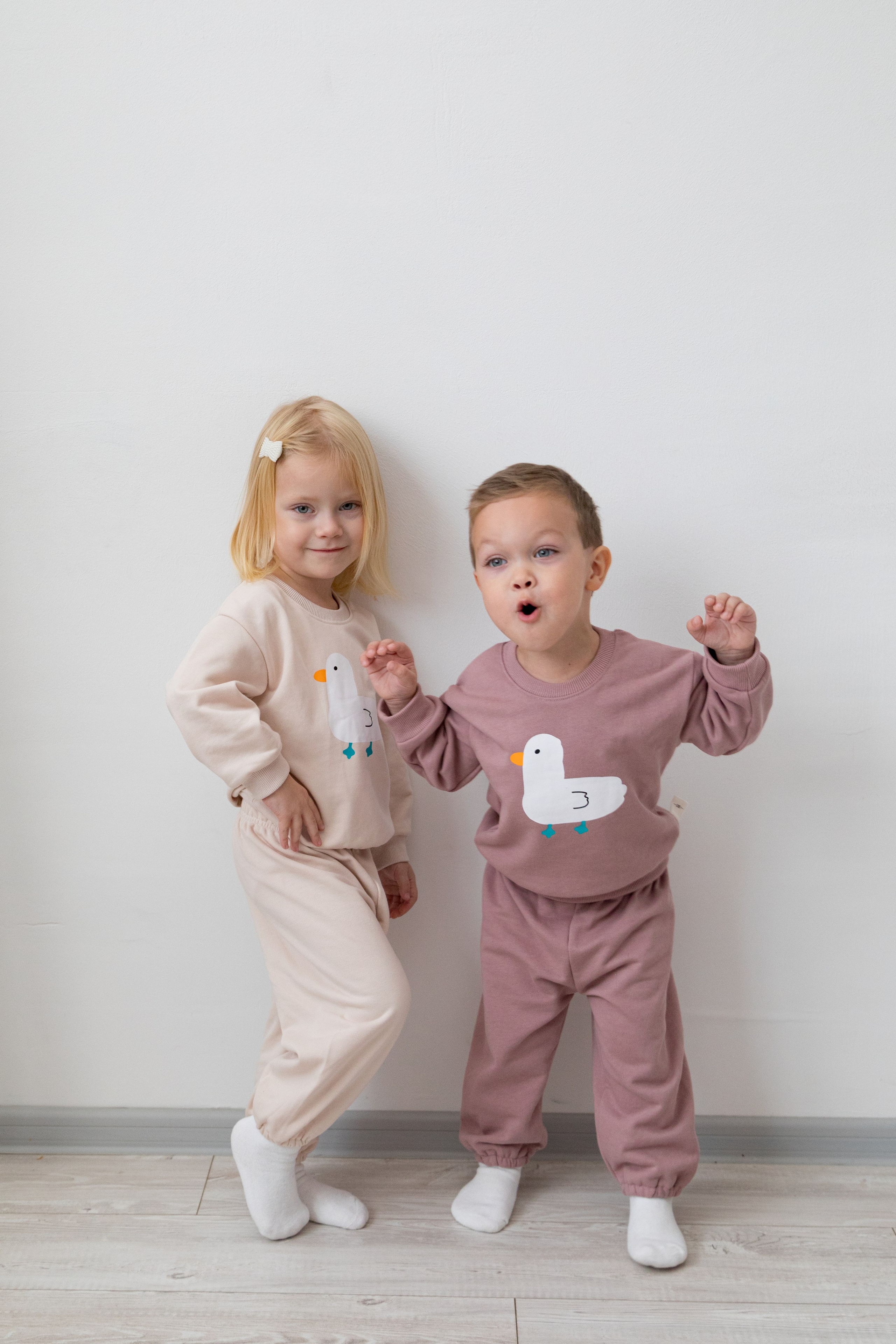 Фотосессия детской одежды для маркетплейсов Wildberries, Ozon. Детский и контент фотограф Надя Волкова Санкт-Петербург