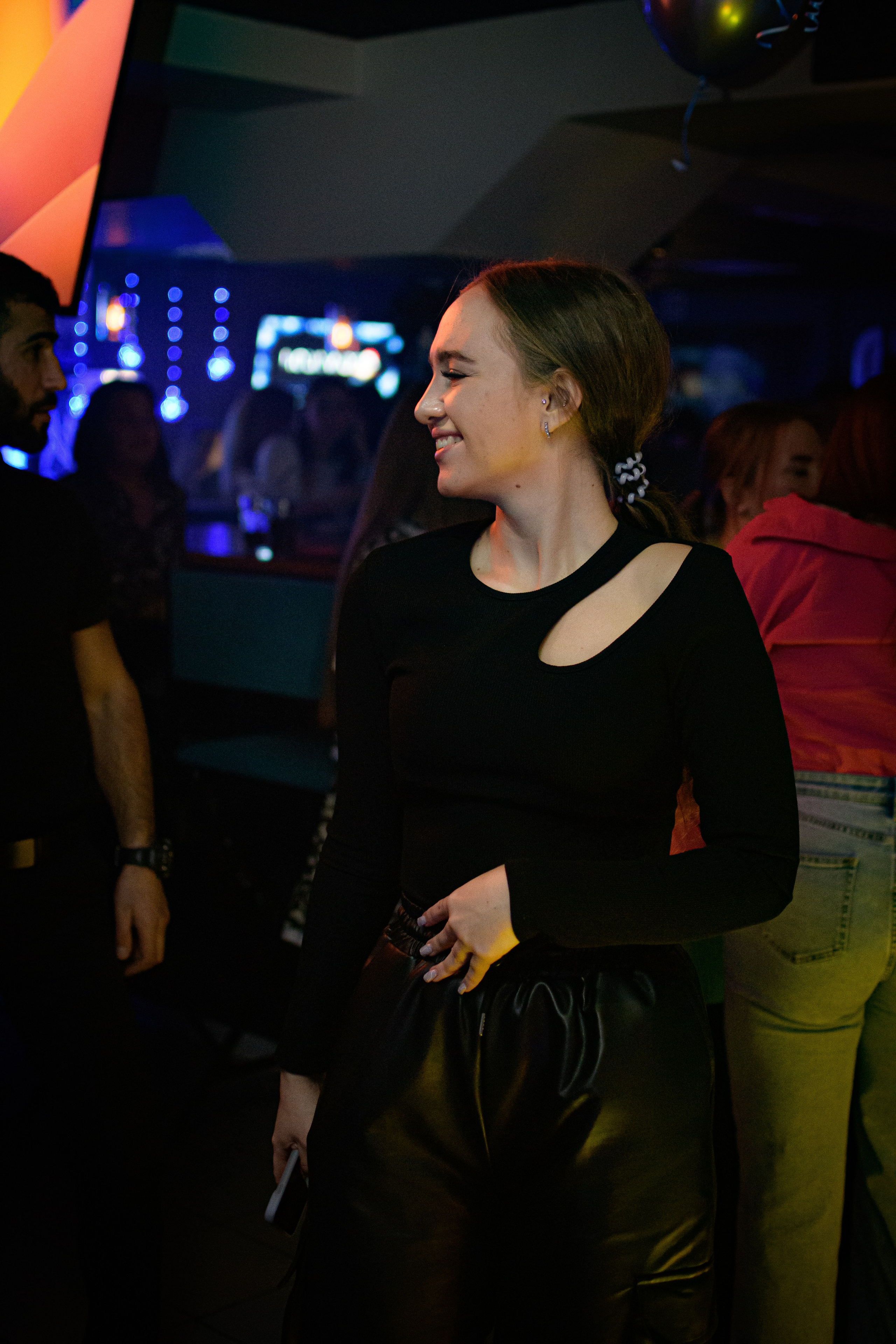 HOLLYWOOD / 6 YEARS. Photokarish