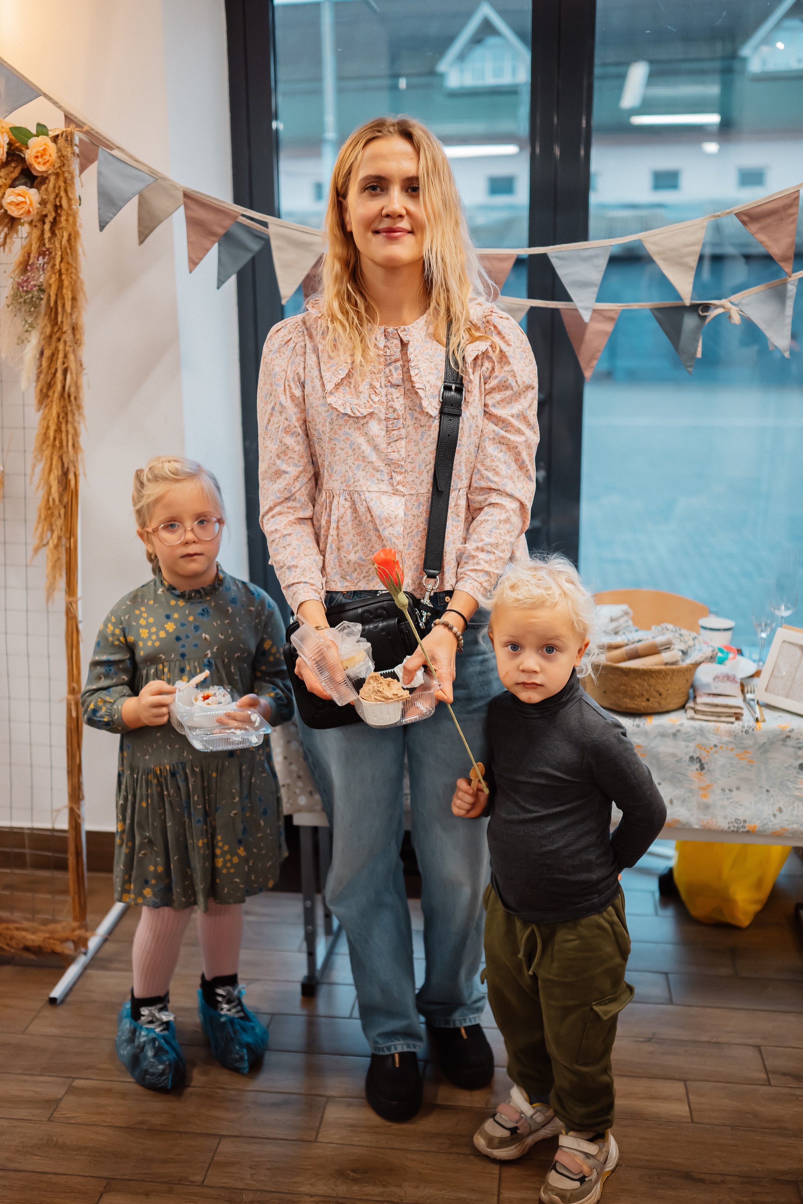 Ярмарка ко дню матери в частной школе К. М. Тенишевой. Фотограф Исламова Лилия, Смоленск