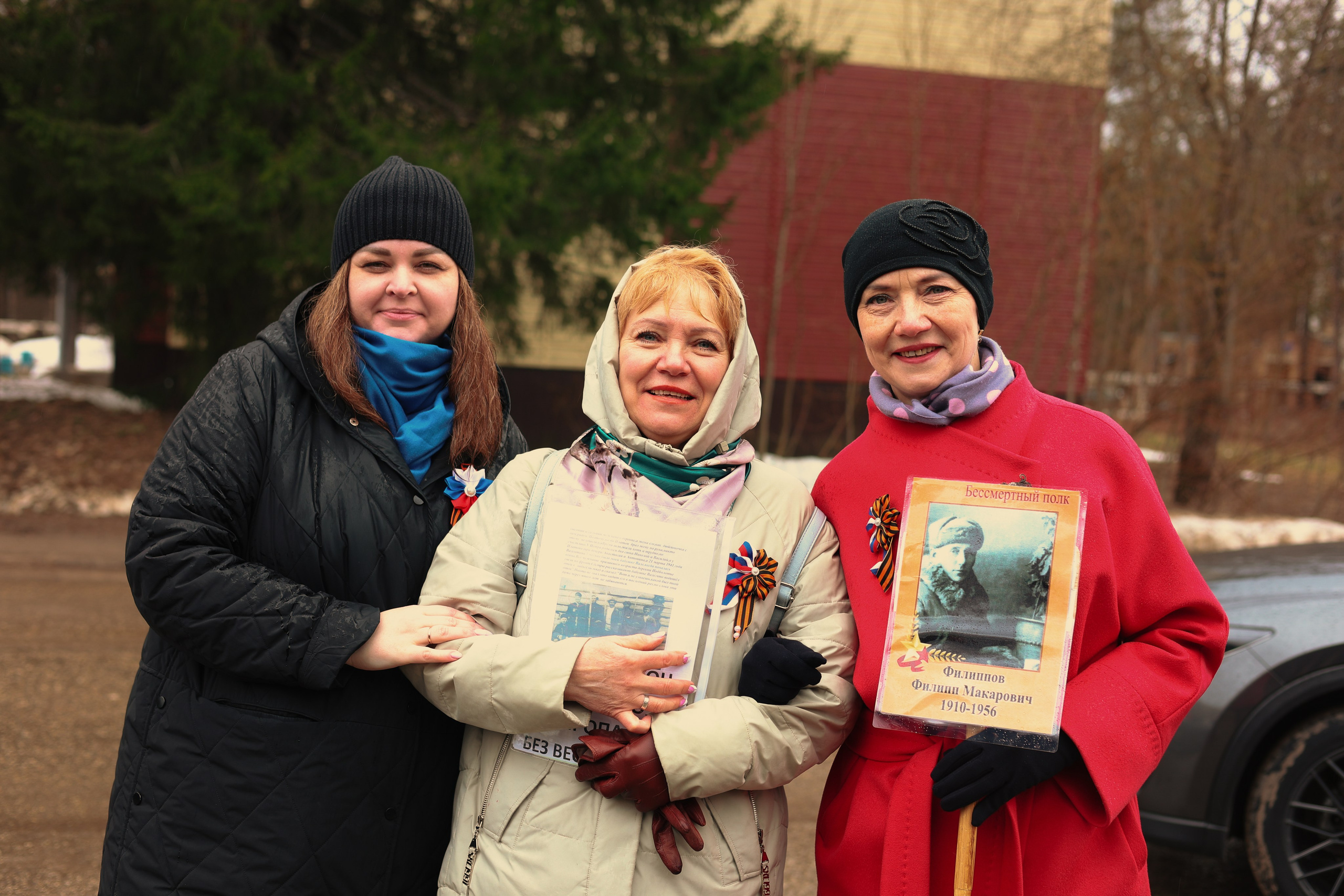 9 мая — «Родной дом». Фотограф в городе Киров Денис Вербин