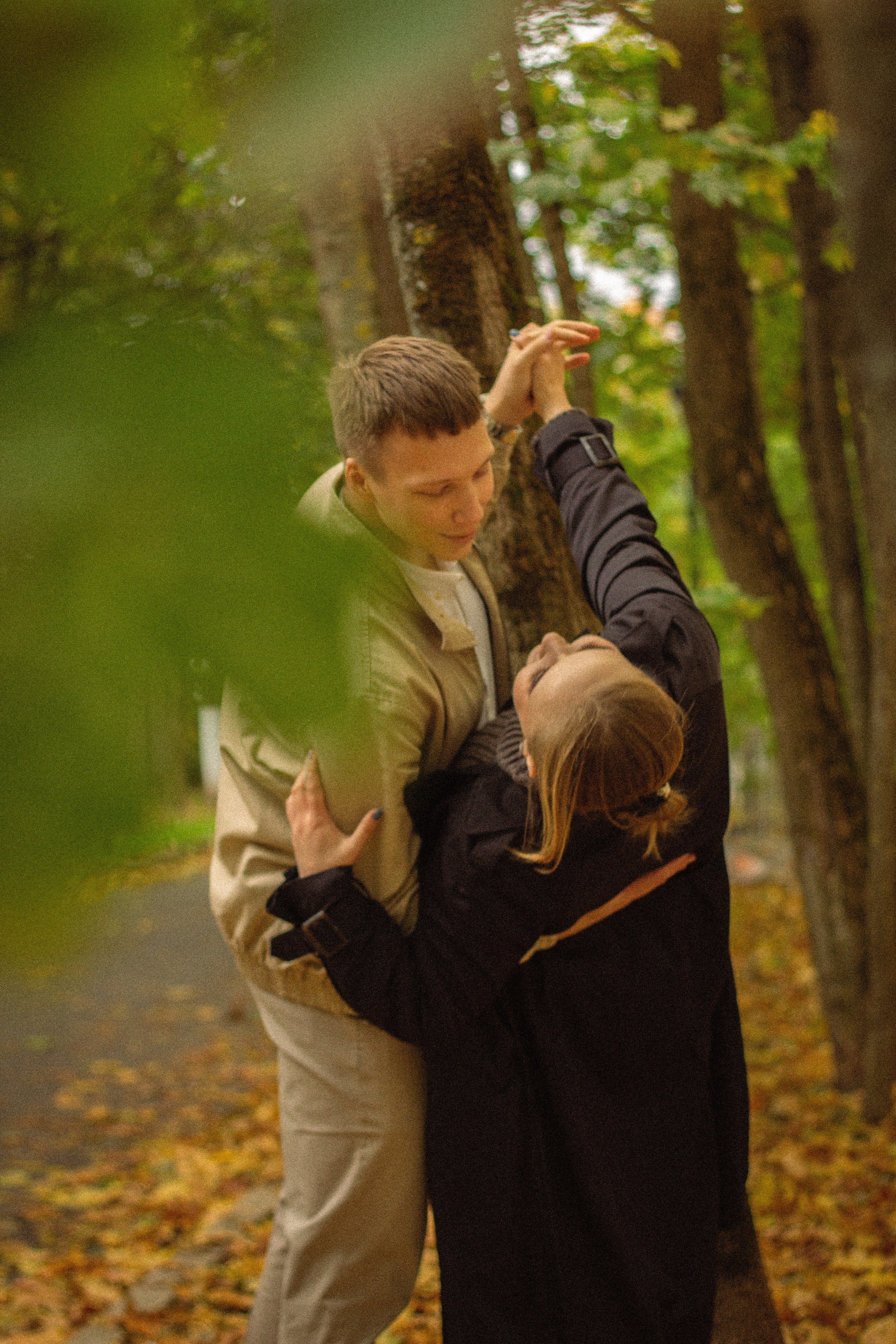 LOVERS IN AUTUMN. Главная