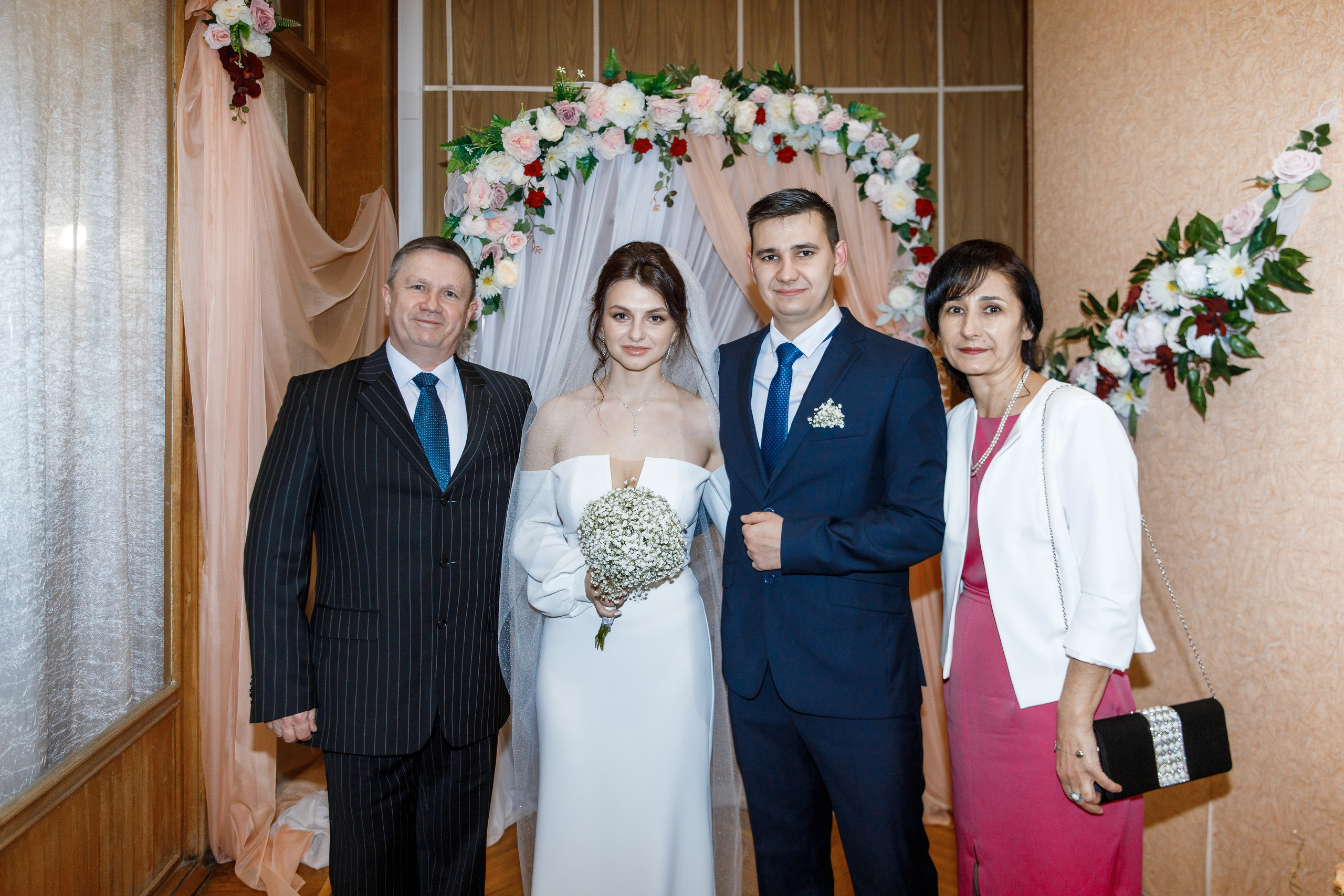 Анонс свадьбы Кати и Артема. Свадебный фотограф в Крыму и Севастополе Ольга Баскакова