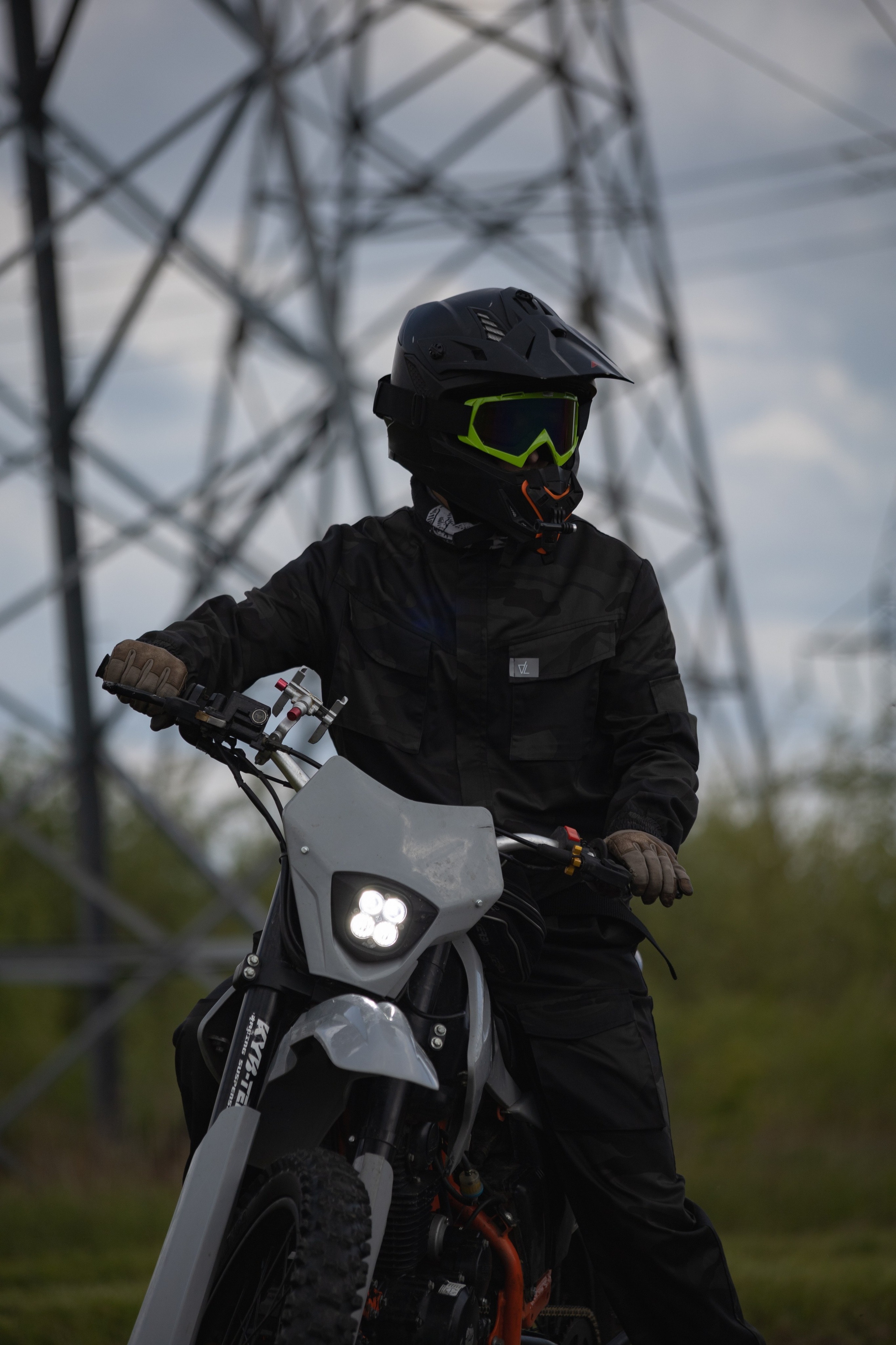 Никита П, Анастасия Л. — Digital Noise —