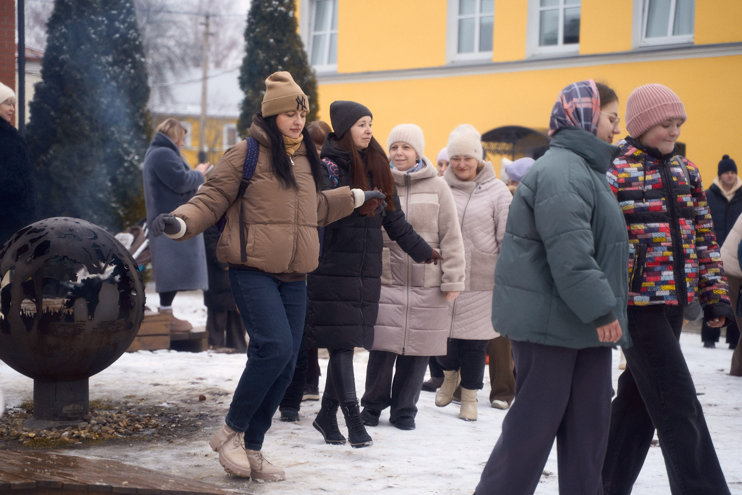 Масленица в Торжке 2 марта 2025 во дворе оникса