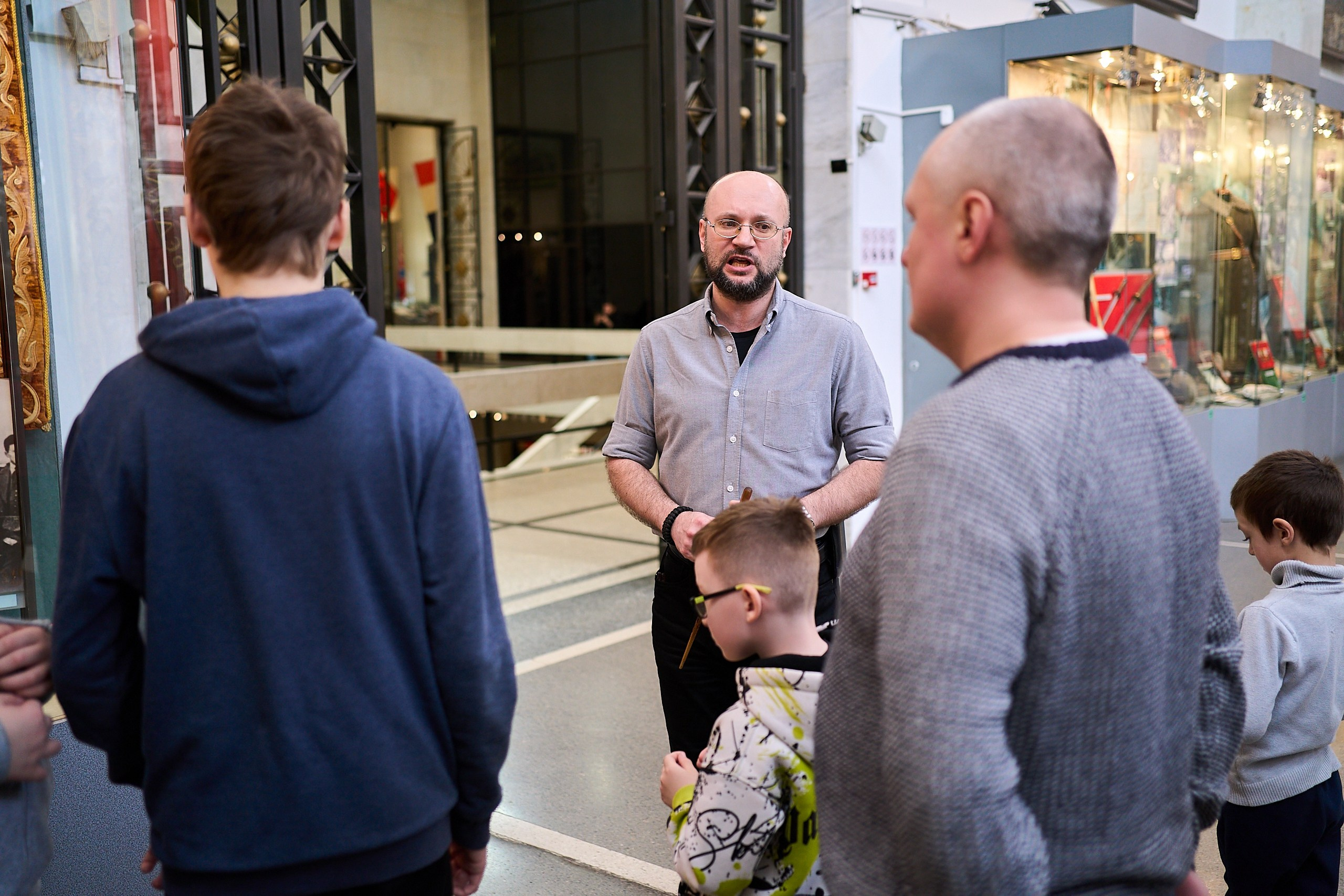 Субботник у Управления делами Мэра и Правительства Москвы. Фотограф и Видеограф в Москве. Олег Корушев