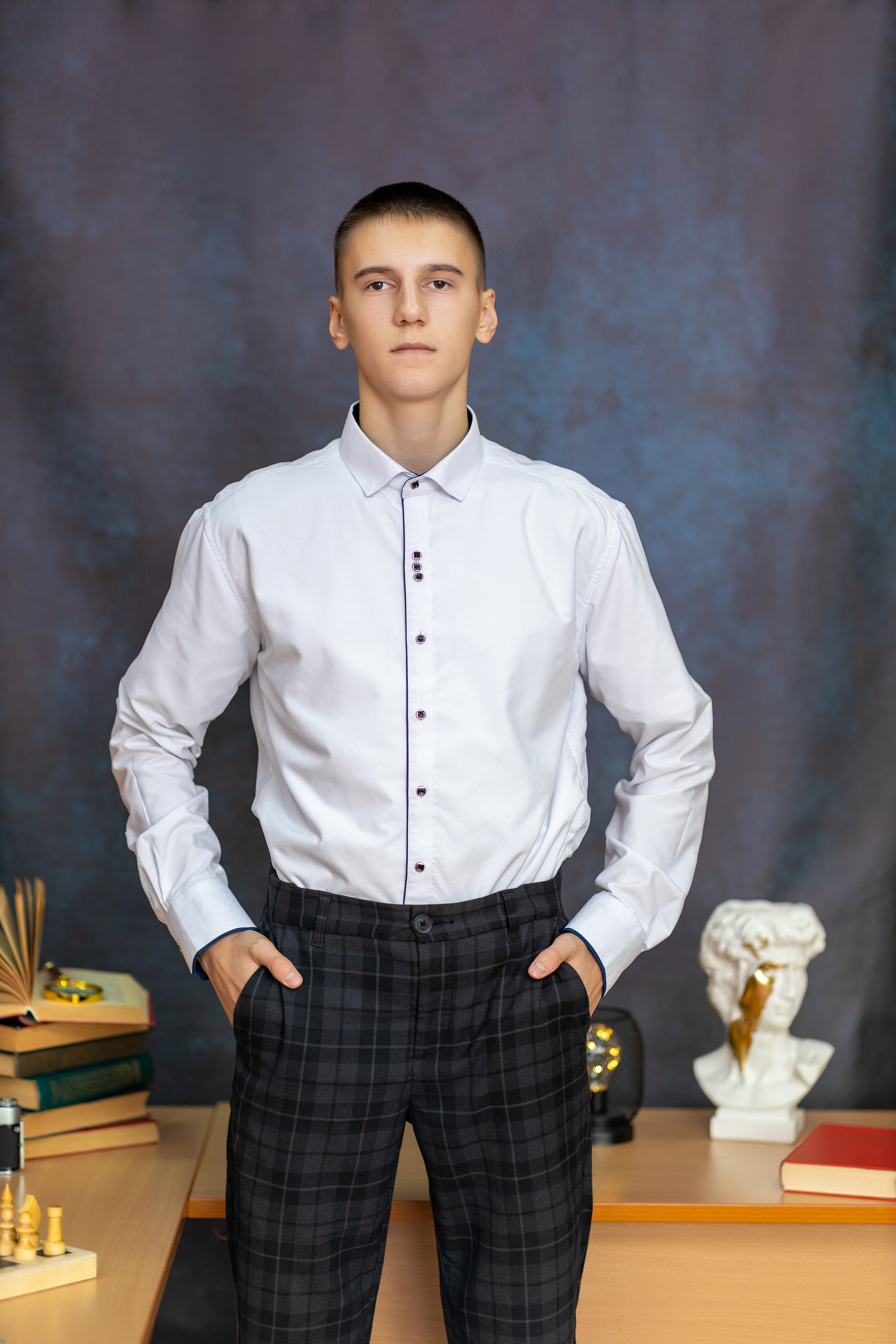 Примеры фото СТАРШИЕ КЛАССЫ. Фотограф Радужный ХМАО, Школьный фотограф, семейный фотограф, выпускной альбом