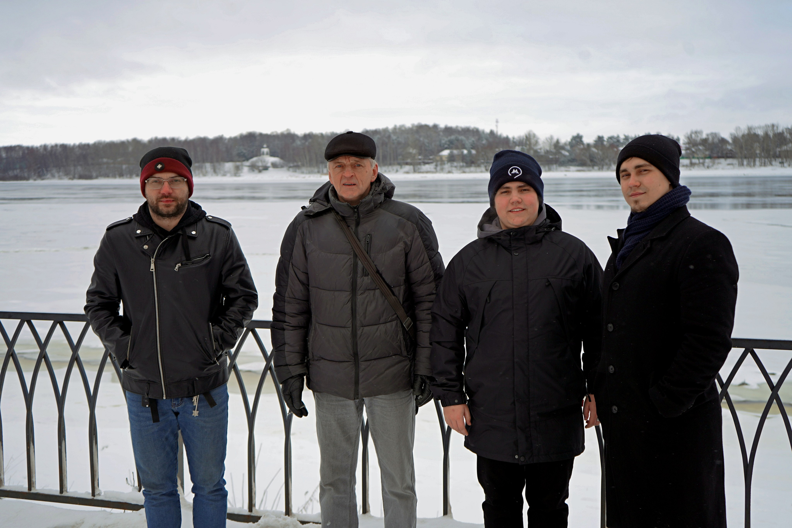 Первый заезд Кунцевых, мороз и ветер. Городок на Волге