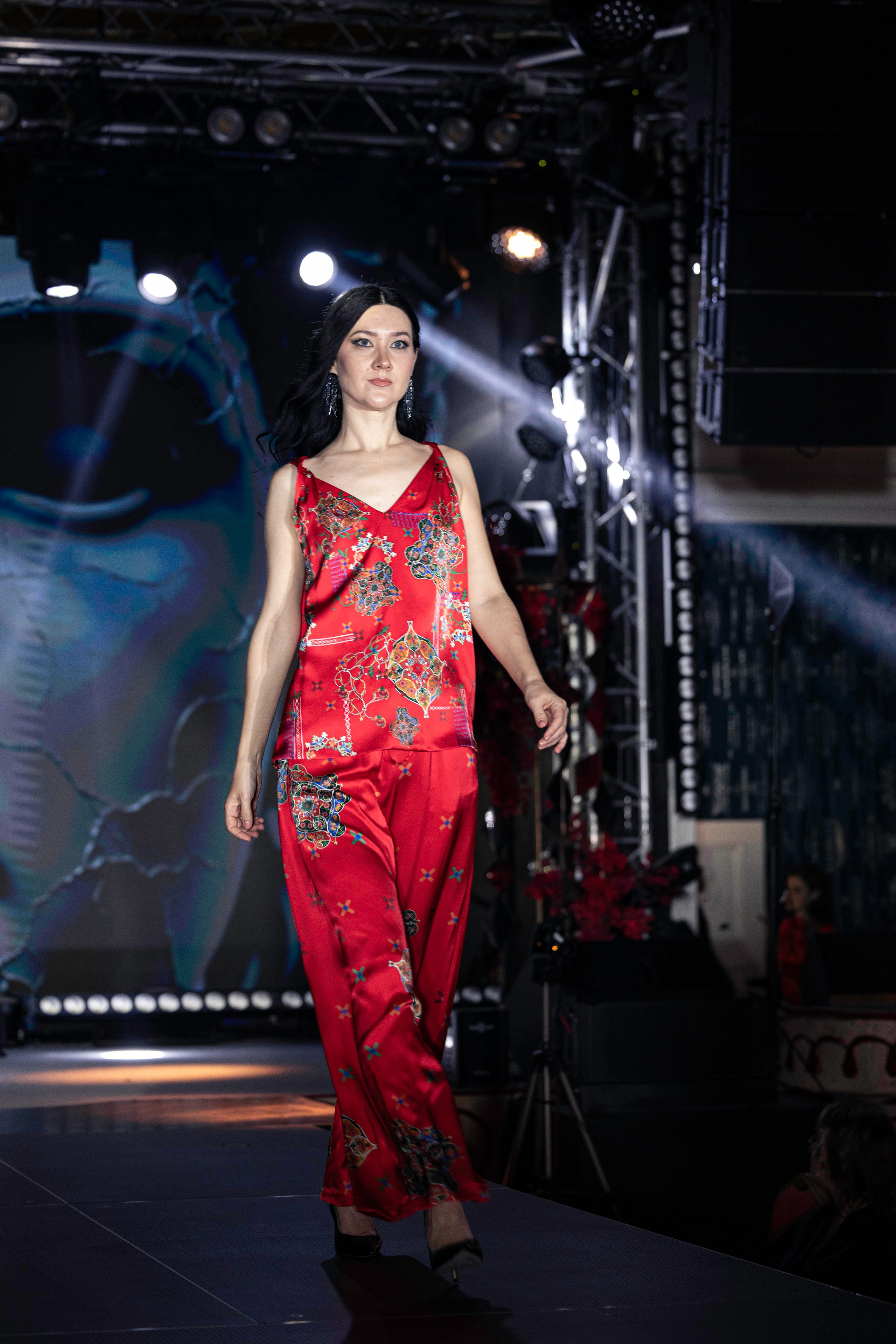 Модный показ «ИСКУШЕНИЕ» Казино Шамбала. Фотограф Olya Posnimay