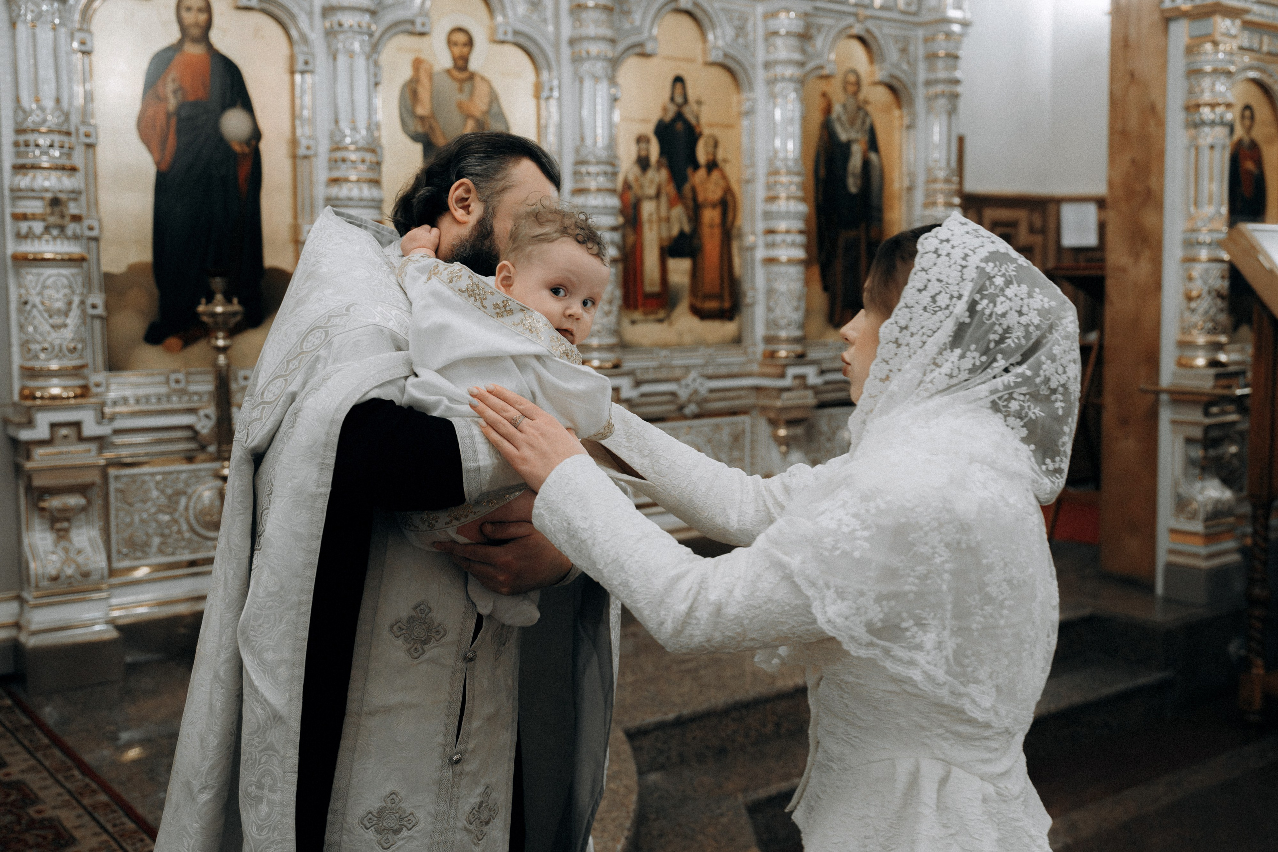 Фотосъемка крещения в Благовещенском соборе. Свадебный и репортажный фотограф в Воронеже Роман Янко
