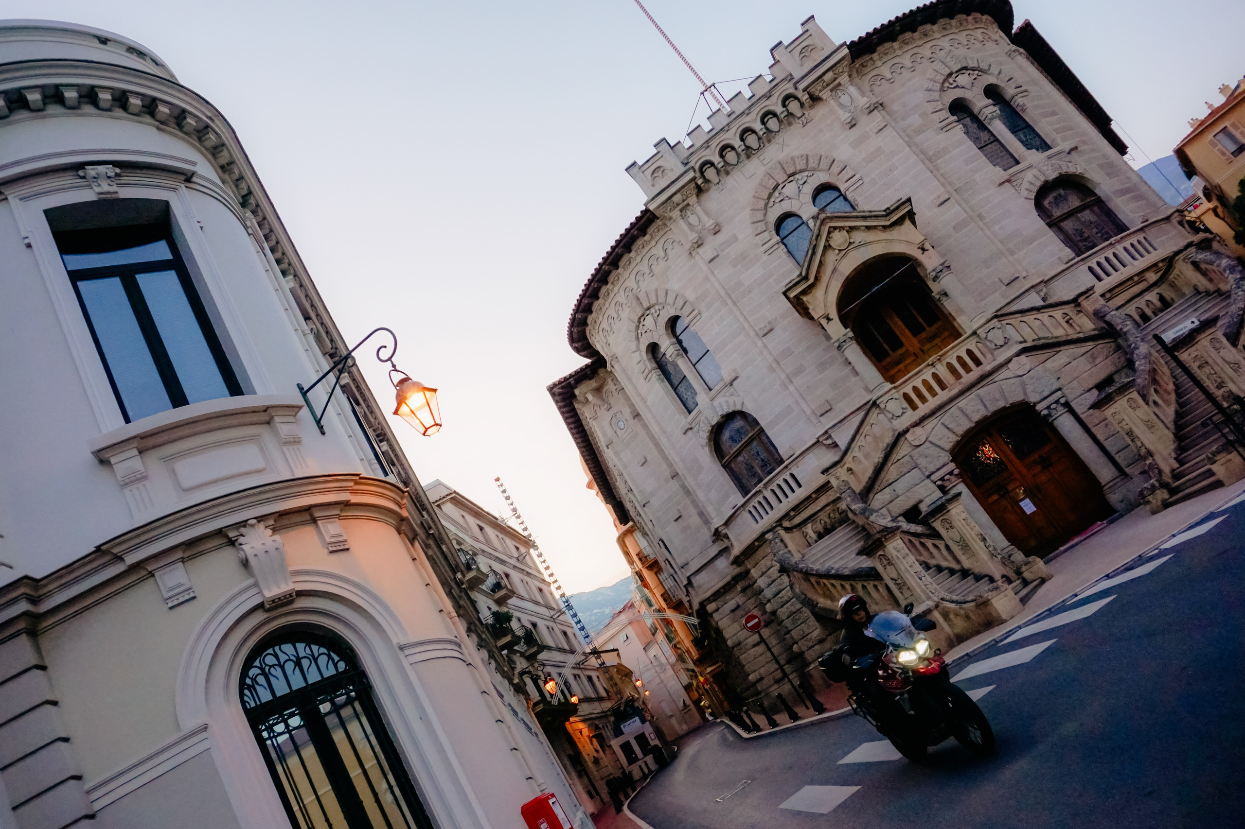 Ницца стрит. Iraogo