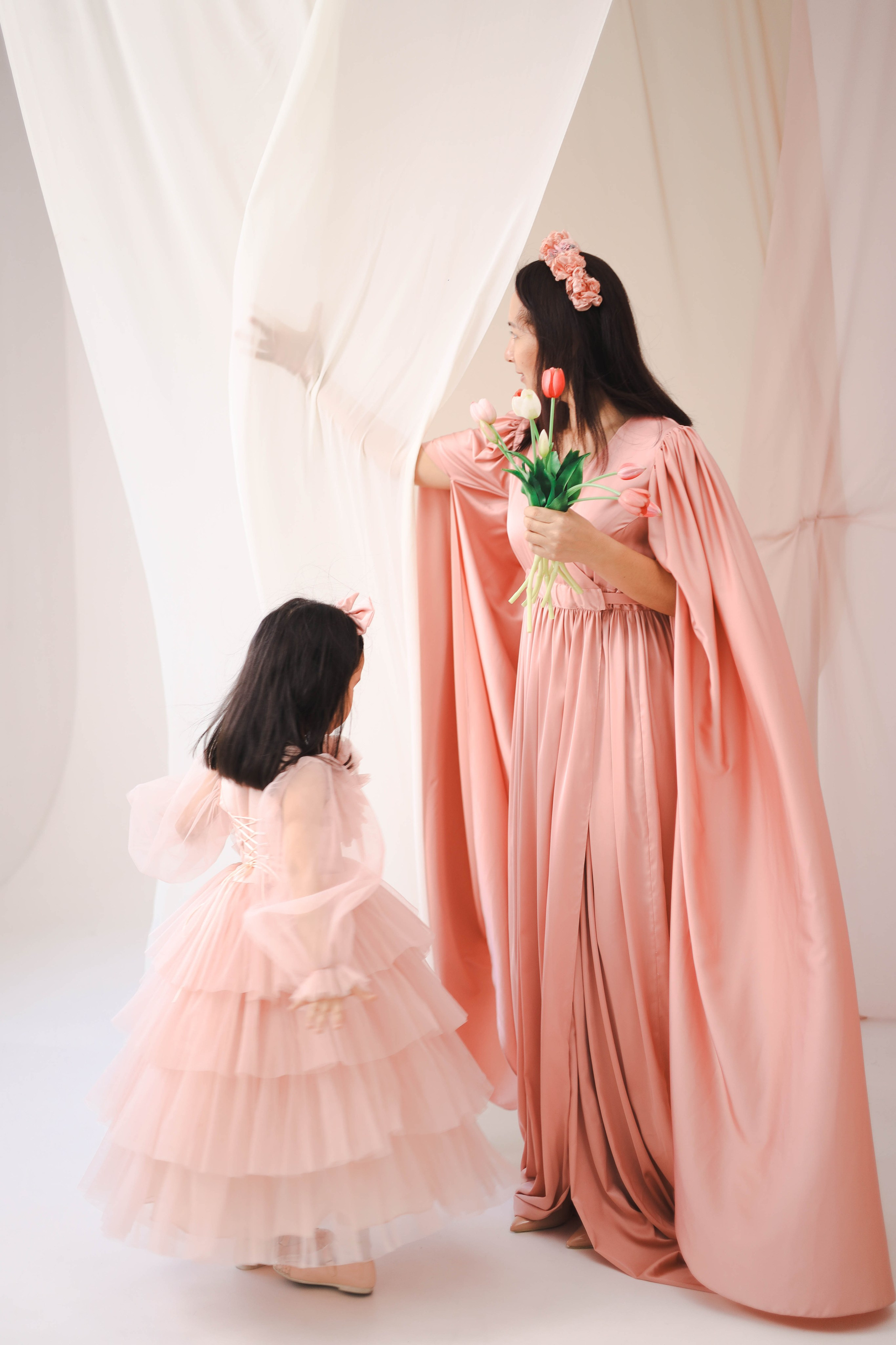 Детская семейная фотосессия в Алматы — профессиональный детский фотограф. Фотограф Алматы