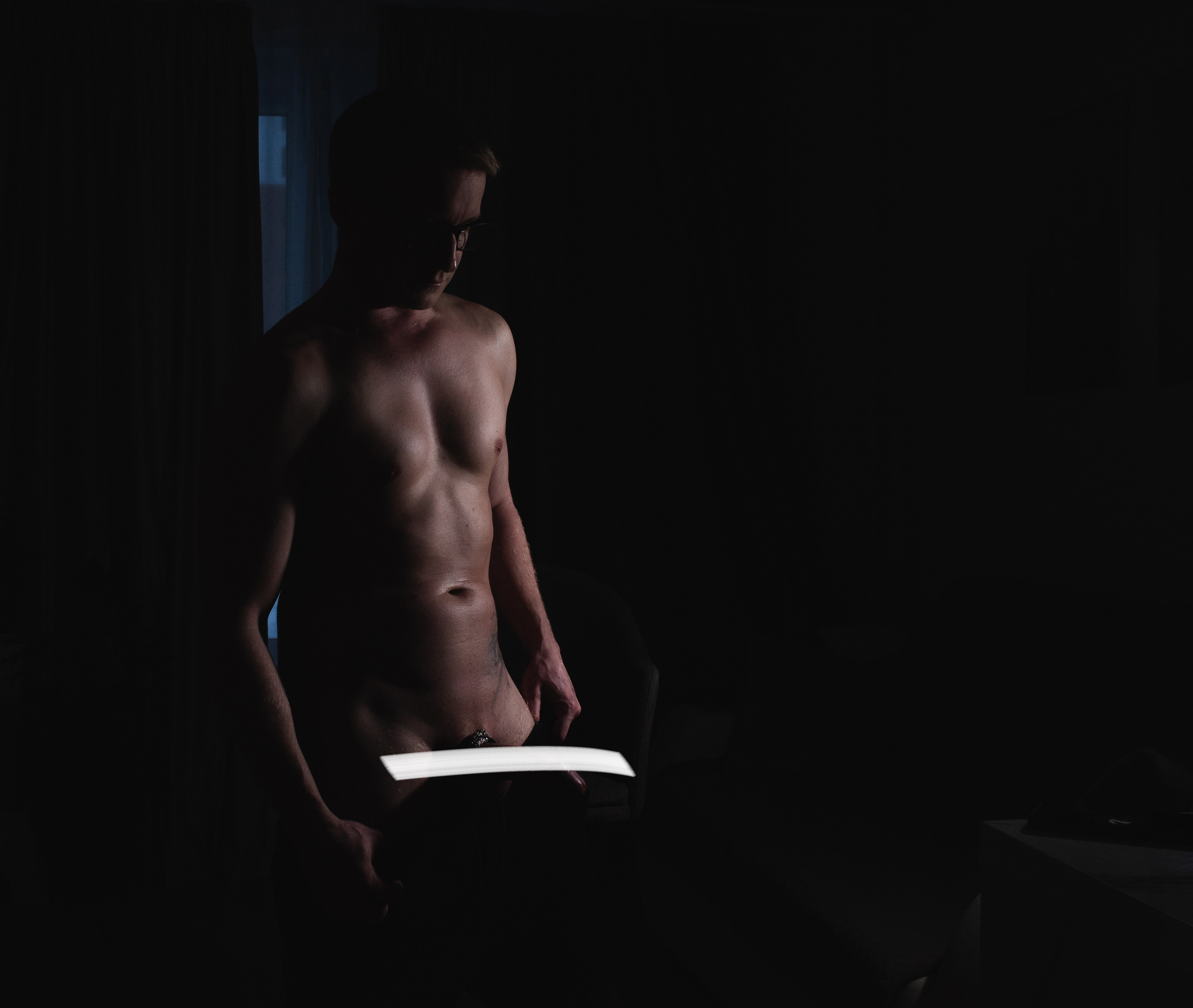 Ню (Light). Polyframe