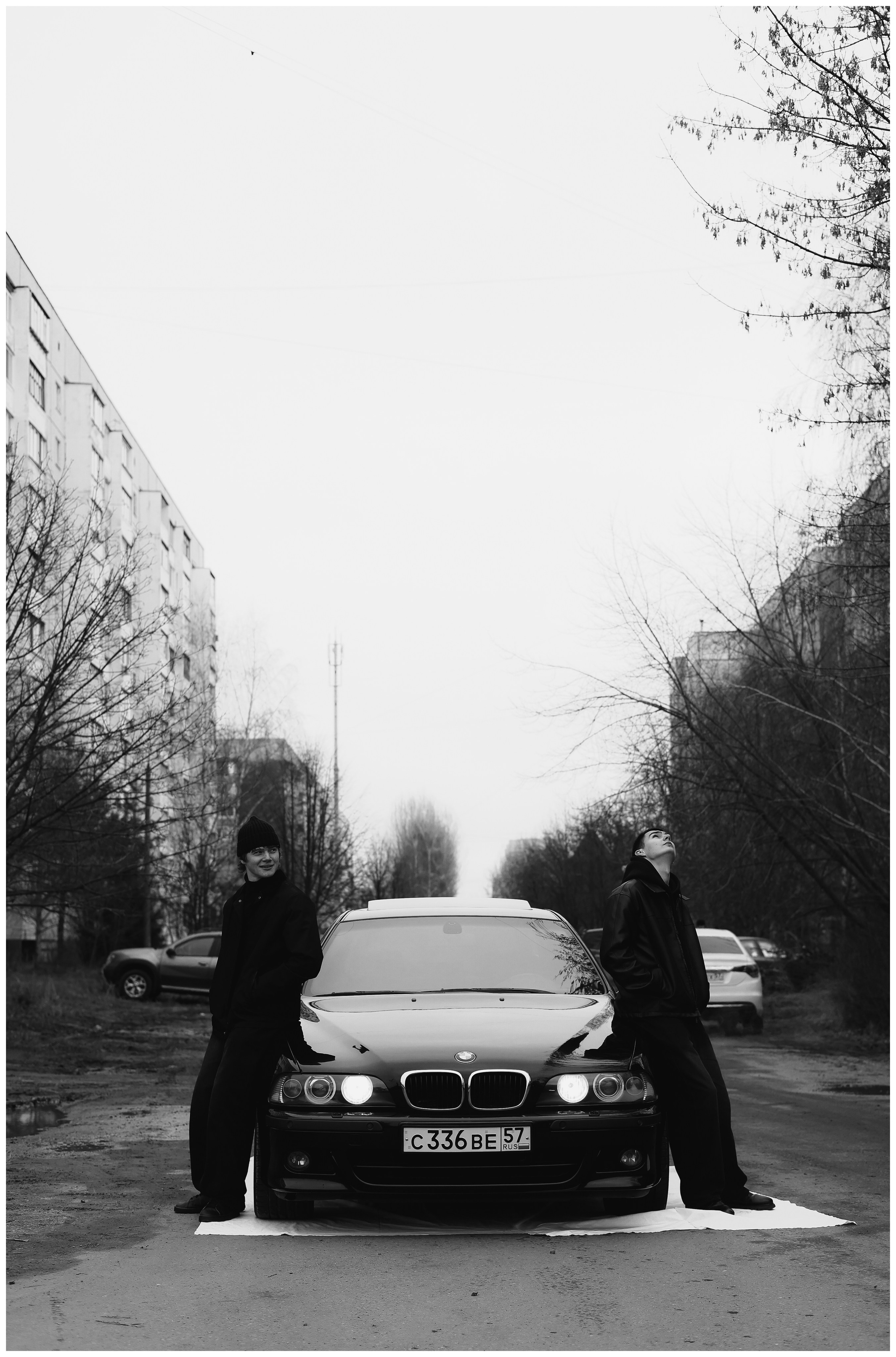 Богдан и Михаил. Портретный фотограф в Орле. Готовые фото за 3 дня! Помощь в позировании. Советы по организации