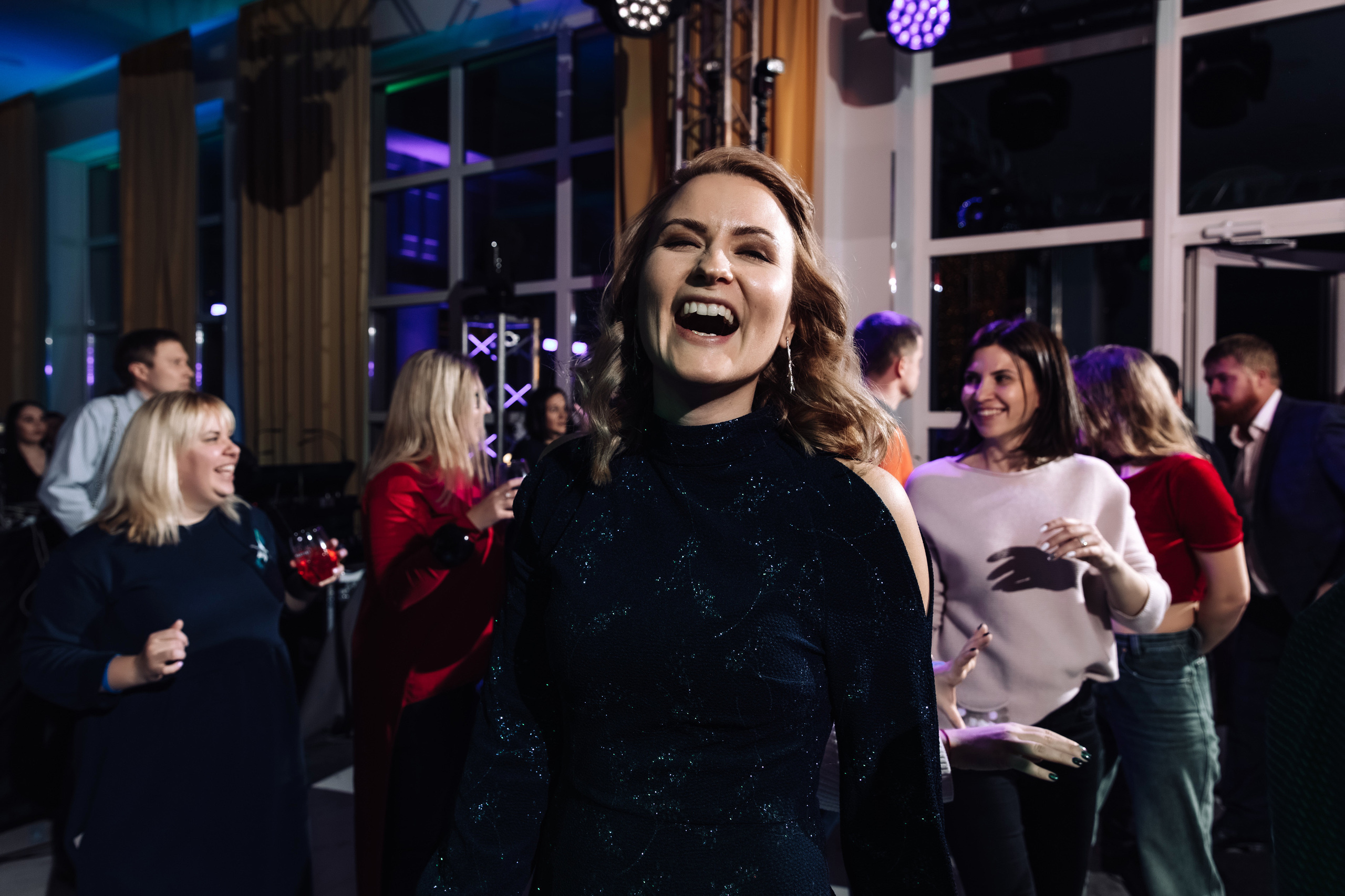 CorpParty. Свадебный репортажный фотограф в Москве