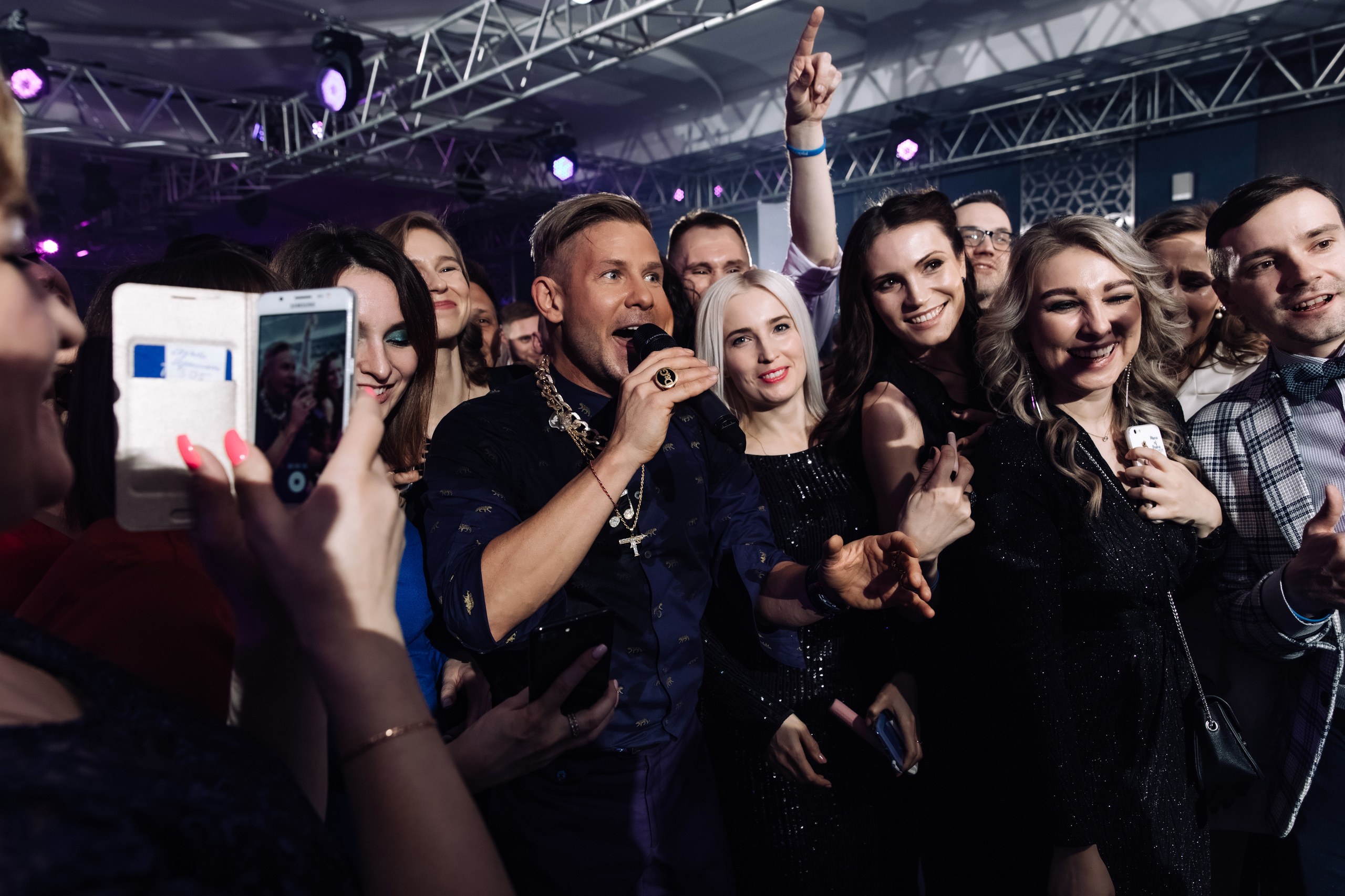 S8.Capital. Свадебный репортажный фотограф в Москве