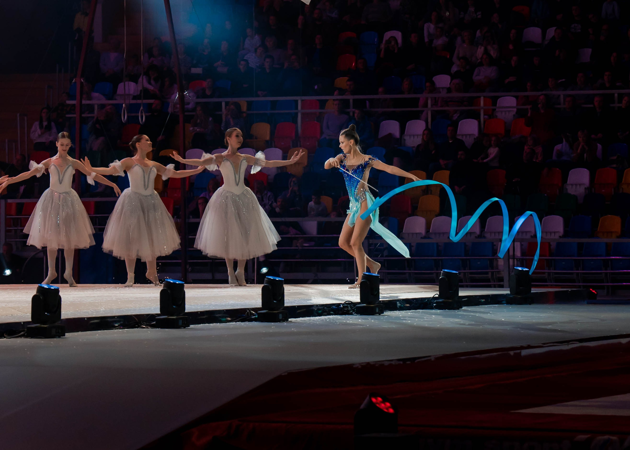 Шоу Алексея Немова 2024. Крамер Юлиана детский и семейный фотограф