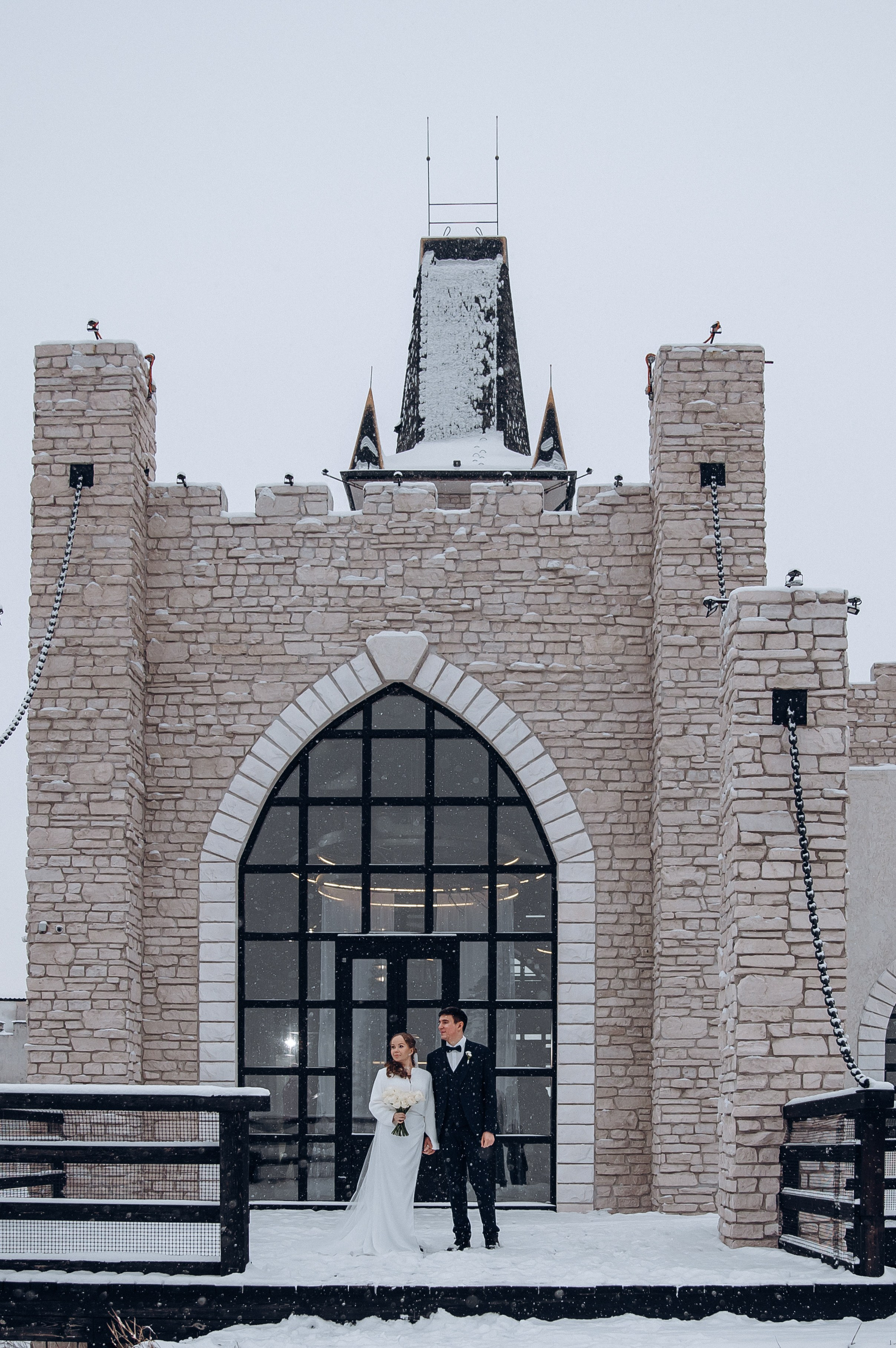 свадебная церемония красноярск, свадьба красноярск, координатор красноярск, свадебная арка красноярск, обмен кольцами, свадьба красноярск, свадебный организатор красноярск, организатор красноярск, организатор свадьбы красноярск, свадьба под ключ красноярск, выездной регистратор красноярск, оформление свадьбы красноярск, утро невесты, утро невесты красноярск, невеста красноярск, сборы невесты, свадебный распорядитель, помощник на свадьбу, идеи для свадьбы, лавстори красноярск, букет невесты красноярск, образ невесты красноярск, костюм жениха красноярск, платье невесты красноярск, фотограф красноярск, свадебное платье красноярск, свадебный торт красноярск, ресторан красноярск, свадебный танец красноярск, свадебное агентство Инсайт, свадебное агентство Инсайт Красноярск, свадебное агентство Insight, свадебное агентство Insight Красноярск, свадьба в стиле игры престолов, свадьба в стиле игры престолов красноярск, зимняя свадьба, зимняяя свадьба красноярск, свадьба в белом замке красноярск, белый замок шамони, свадьба в шамони красноярск, свадебная церемония в замке