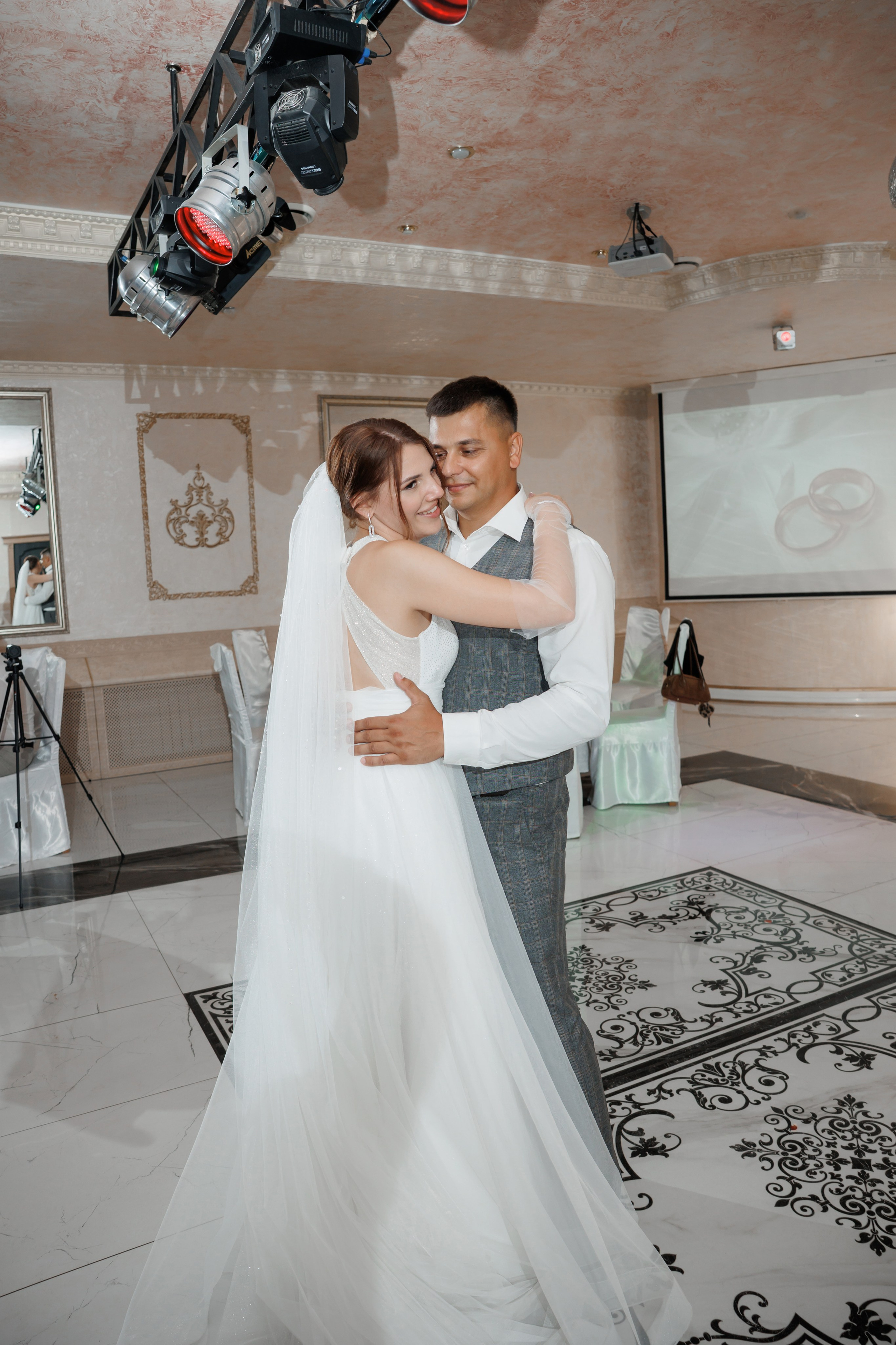 ЗАГС Бутово и Остафьево. Свадебный и репортажный фотограф (Москва, Королев и другие)