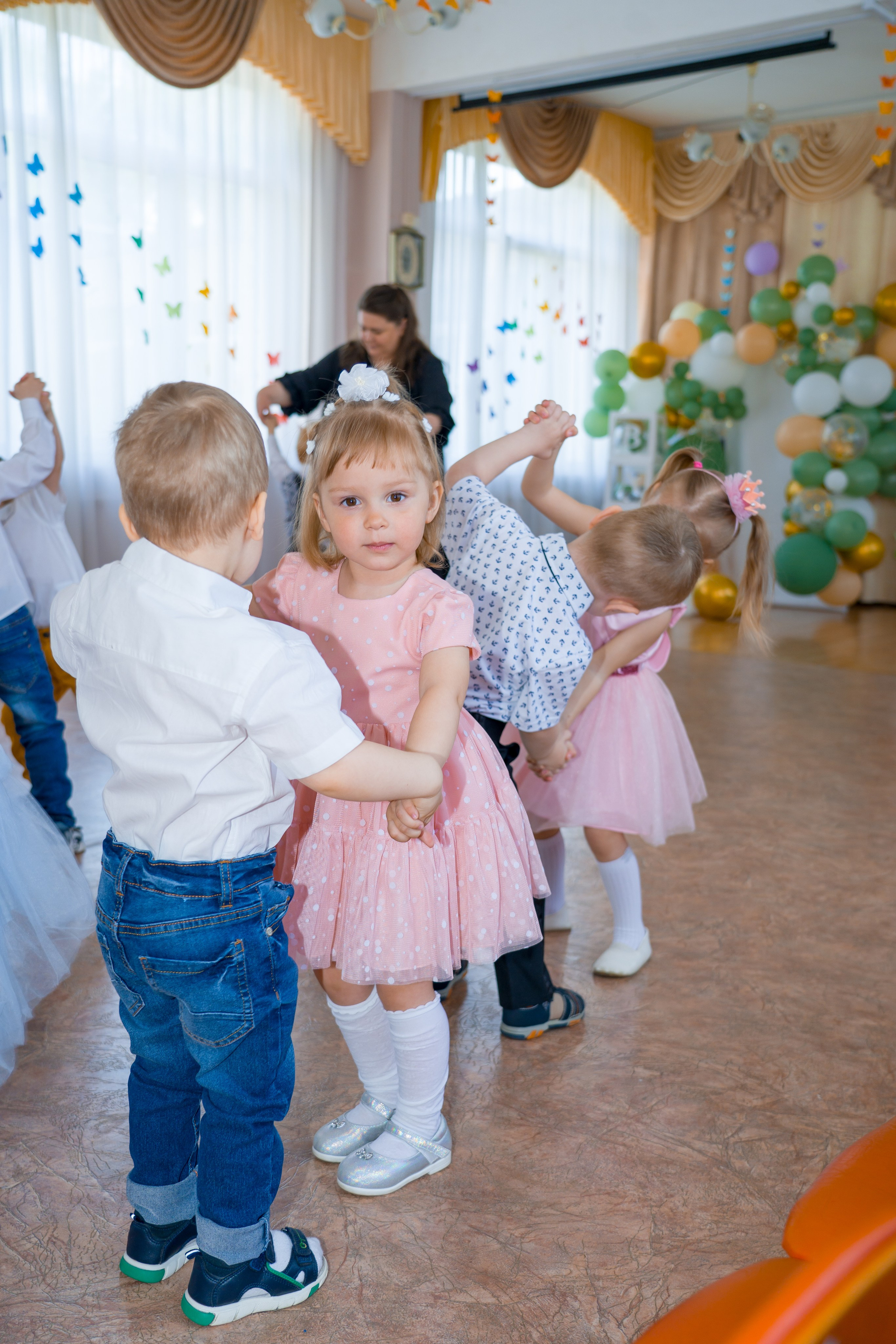 Фото праздников. Выпускные альбомы, детский фотограф в Санкт—Петербурге