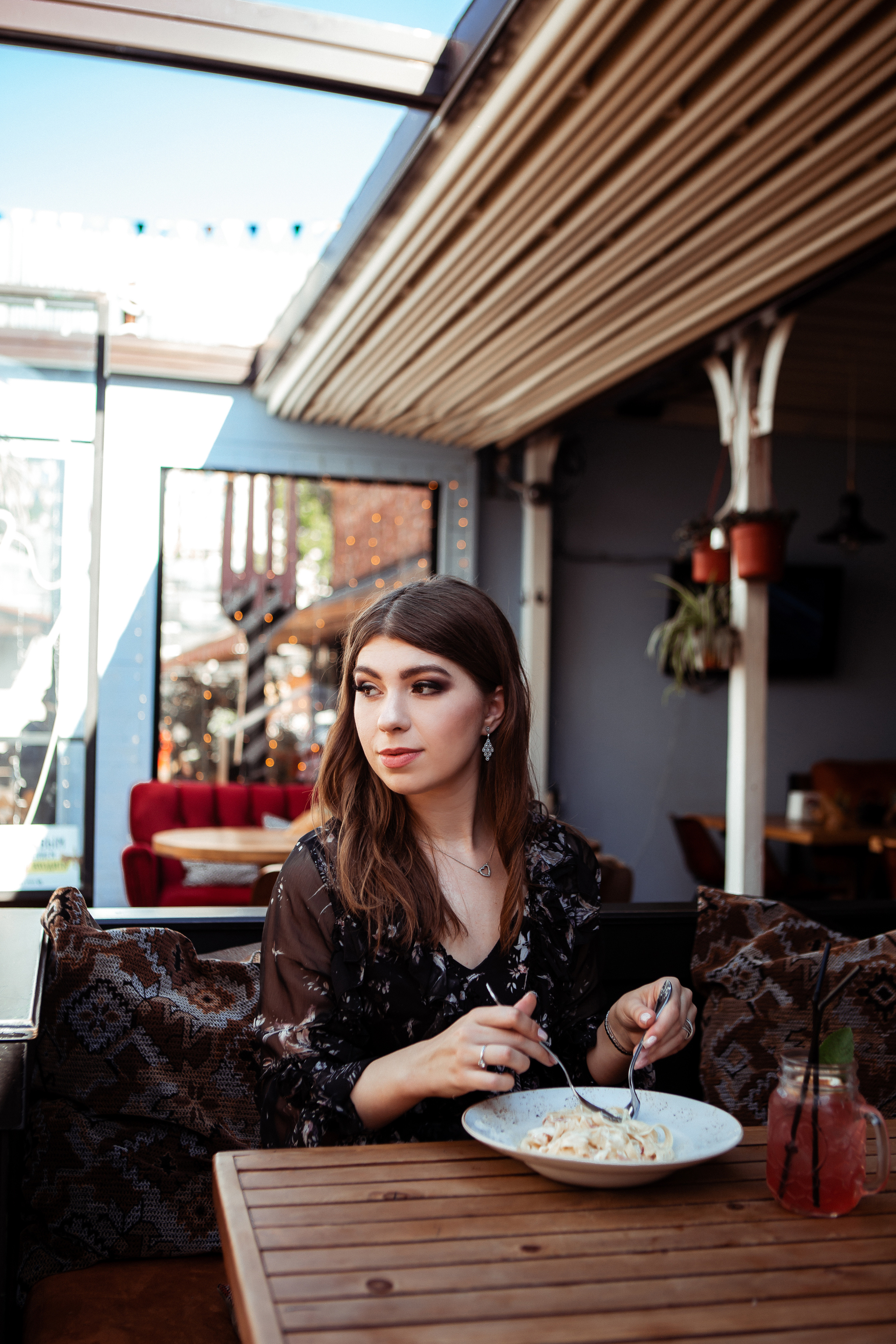 Прогулка по улочкам города 2.0. Семейный фотограф, свадебный фотограф, детский фотограф в Краснодаре А