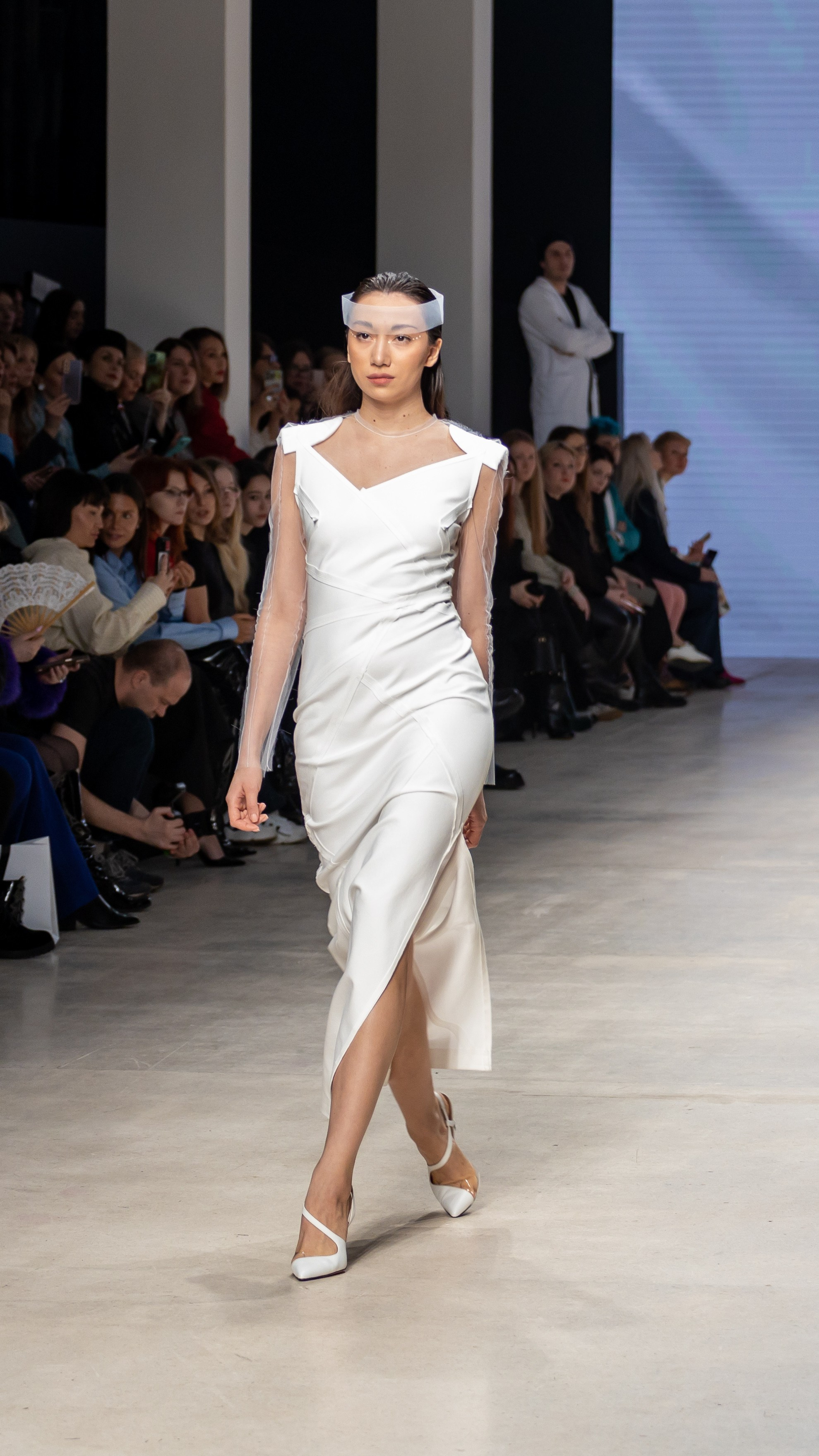 Показ коллекции Nelly Kruk (Нижний Новгород): Московская неделя моды 15 марта 2025. Фотосессии и репортаж — Фотограф в Москве — Рина Серёгина