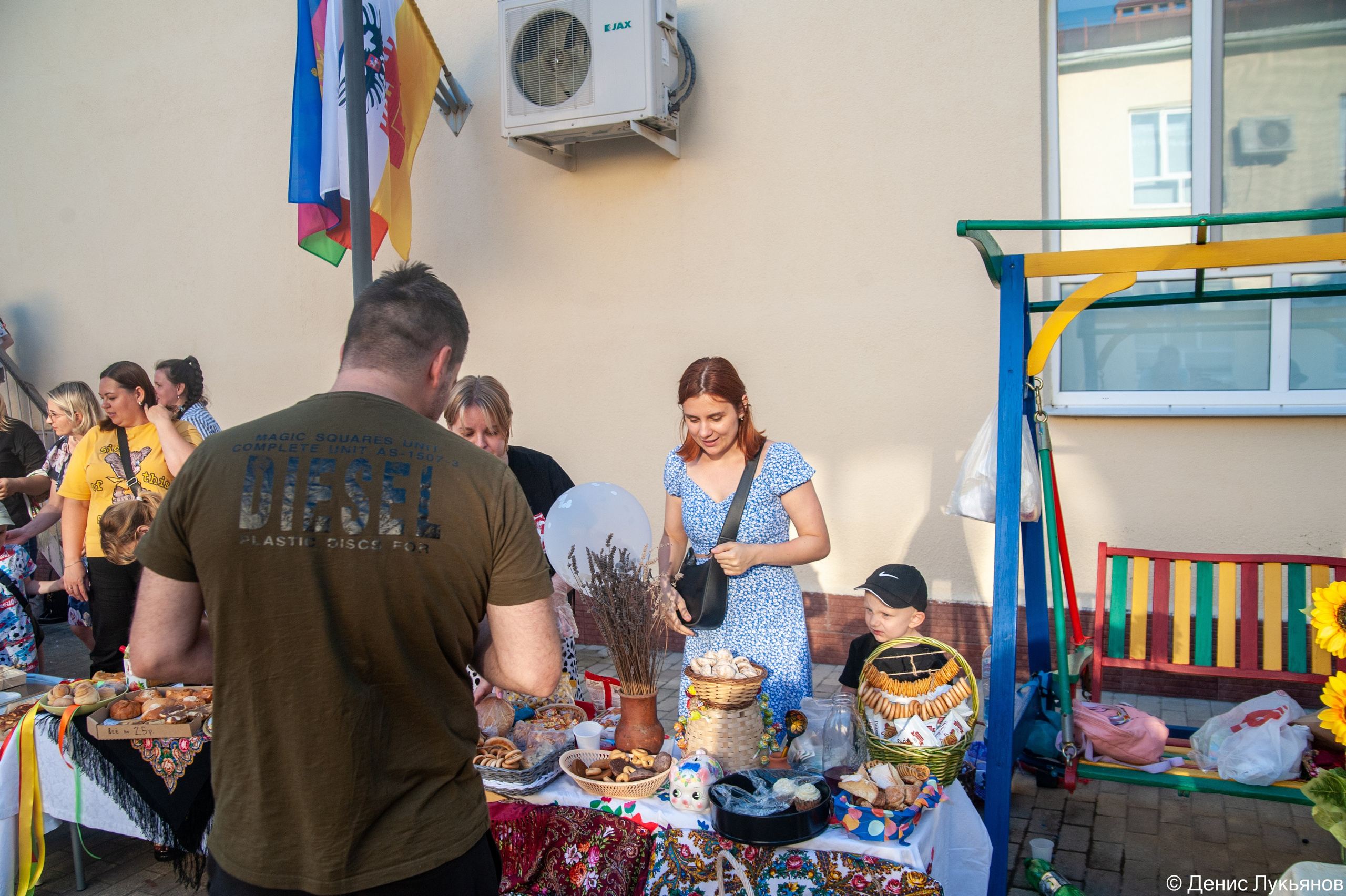 Ярмарка. Свадебный и семейный фотограф Денис Лукьянов в Краснодаре, Краснодарском крае и Республике Крым