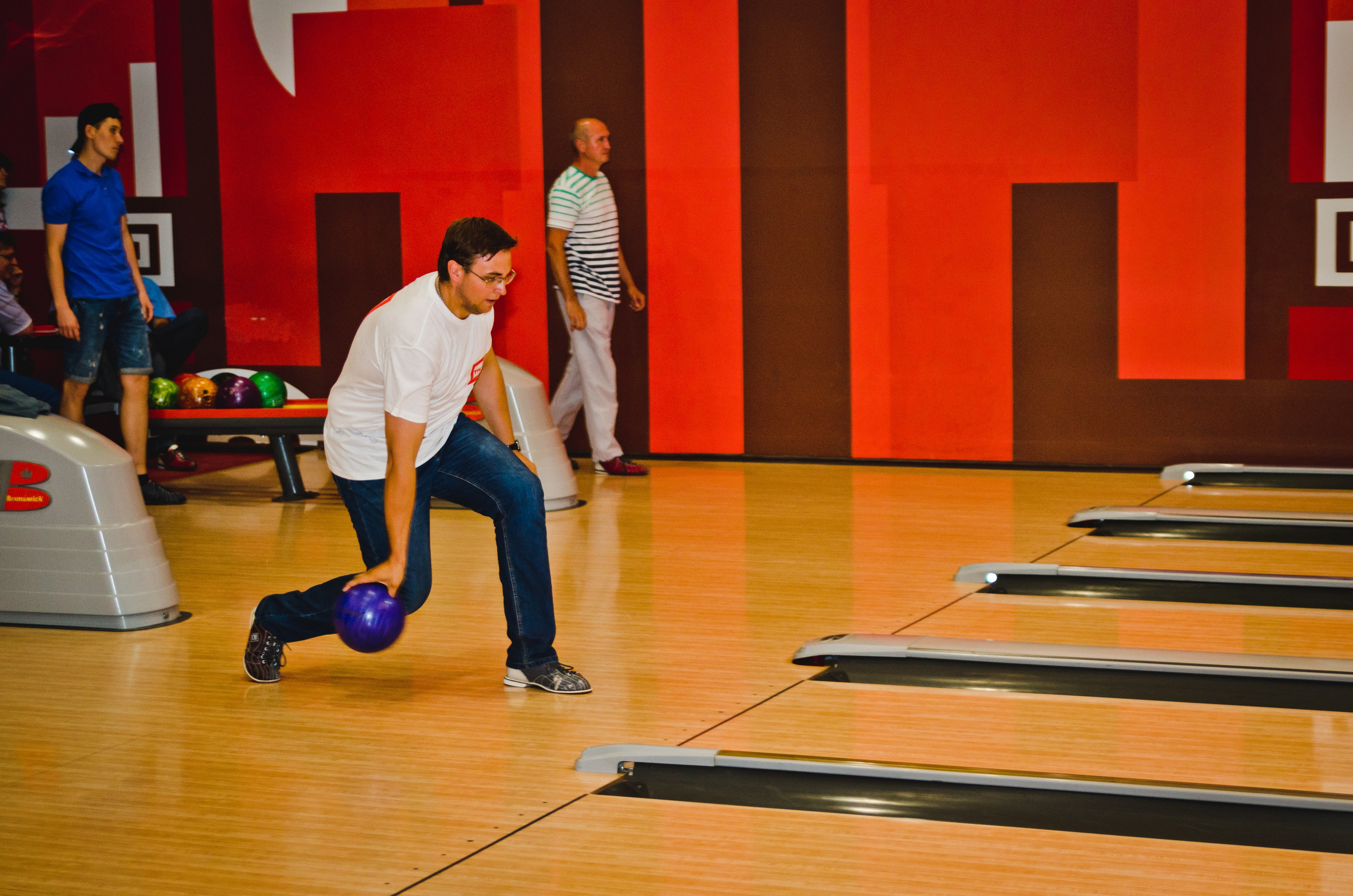 Копоратив.МТС-Теле2-Ростелеком.Боулинг. Свадебный и семейный фотограф Денис Лукьянов в Краснодаре, Краснодарском крае и Республике Крым