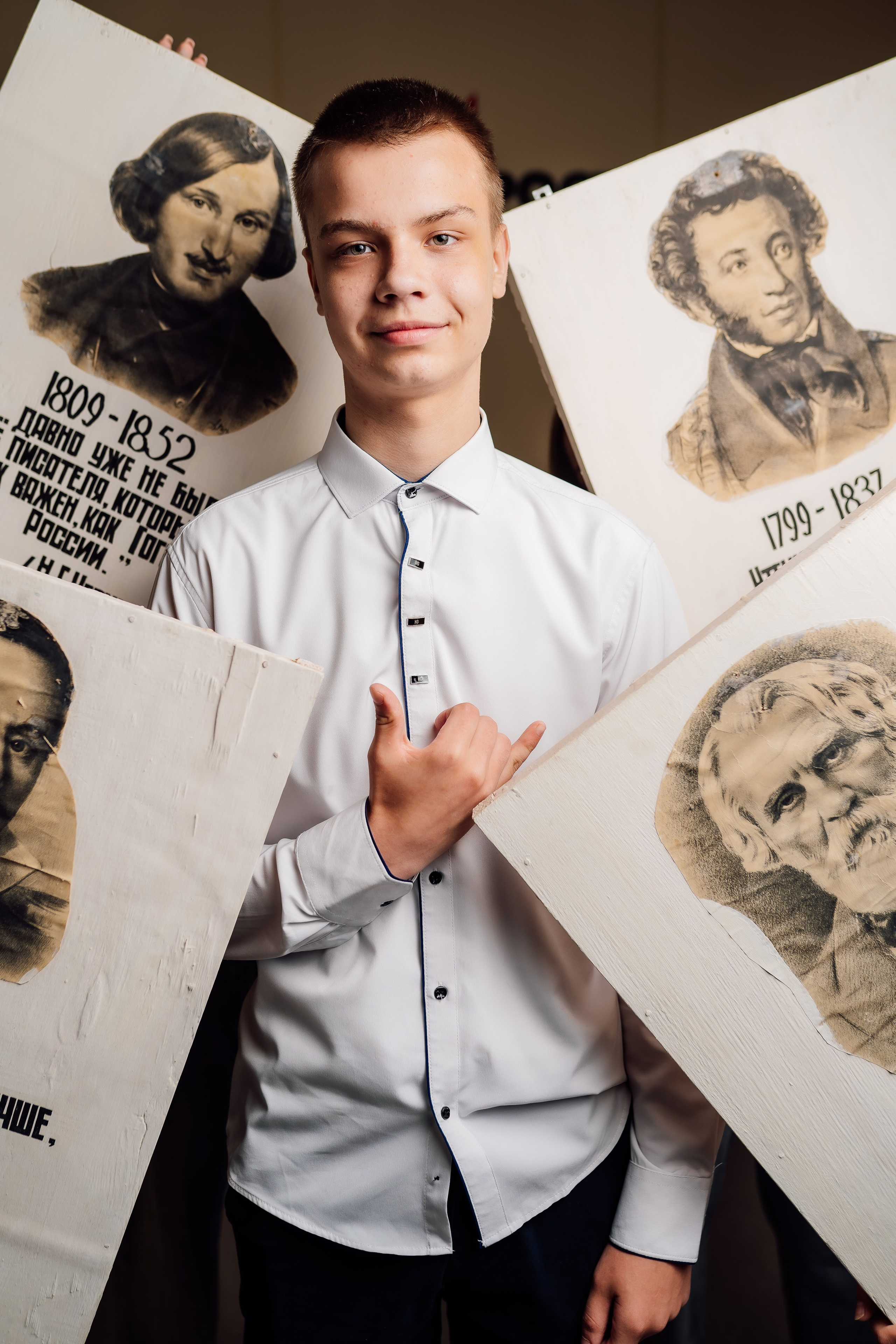 Октябрьский 8 класс. Фотограф Торопец Кристина Абрамова Kanwellia photography