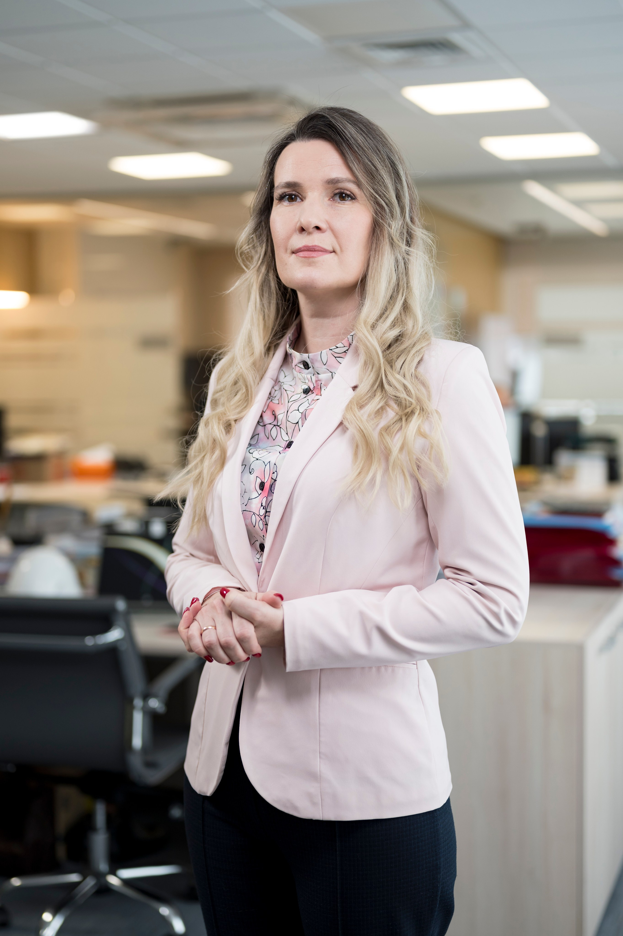 Корпоративные/профессиональные портреты. Репортажный фотограф и видеограф Слава Думчев. Тимбилдинги, отчетники, корпоративы