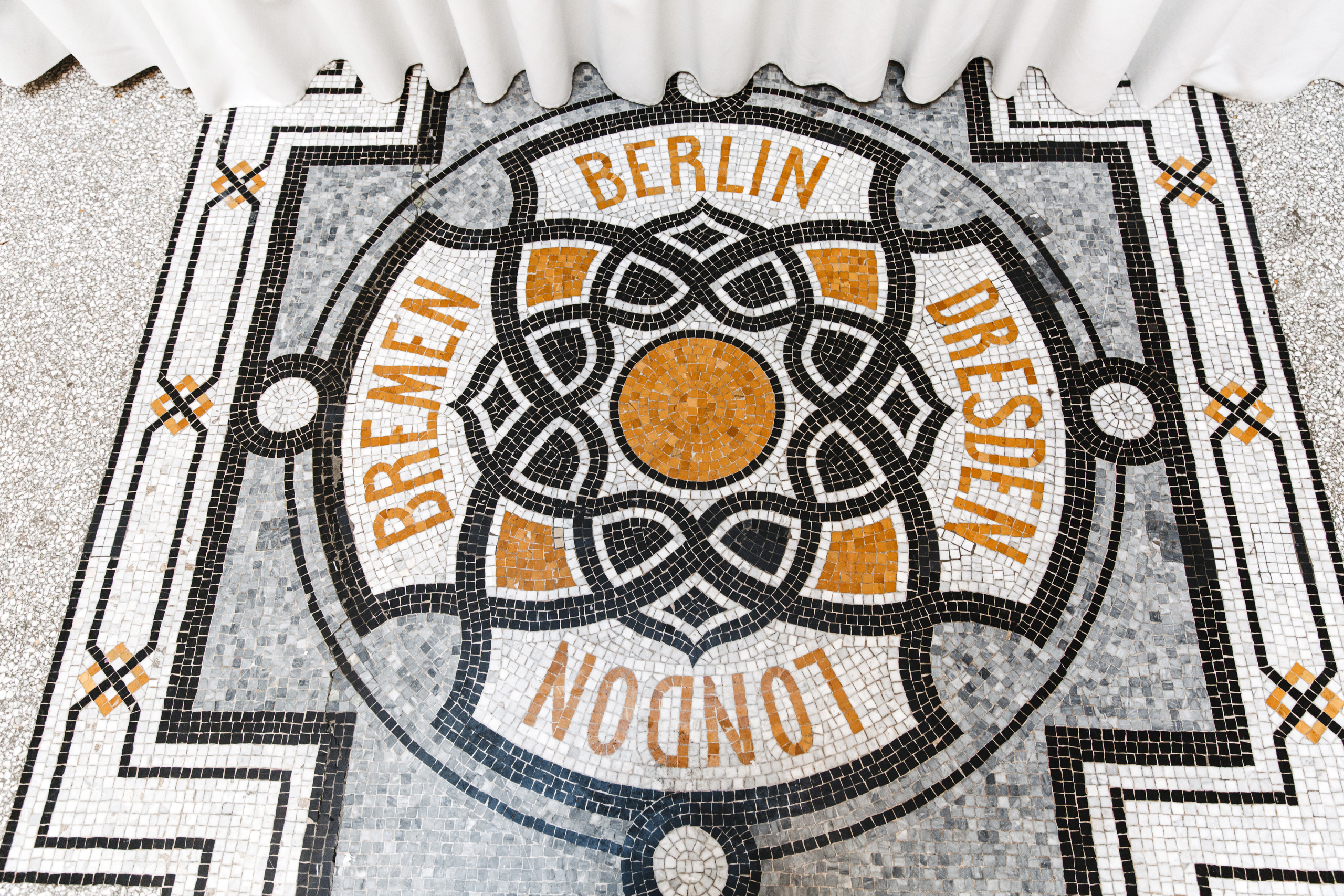 Тамара и Махди свадьба в Берлине. Свадебные фотосессии в Москве. Фотограф Сергей Ржевский