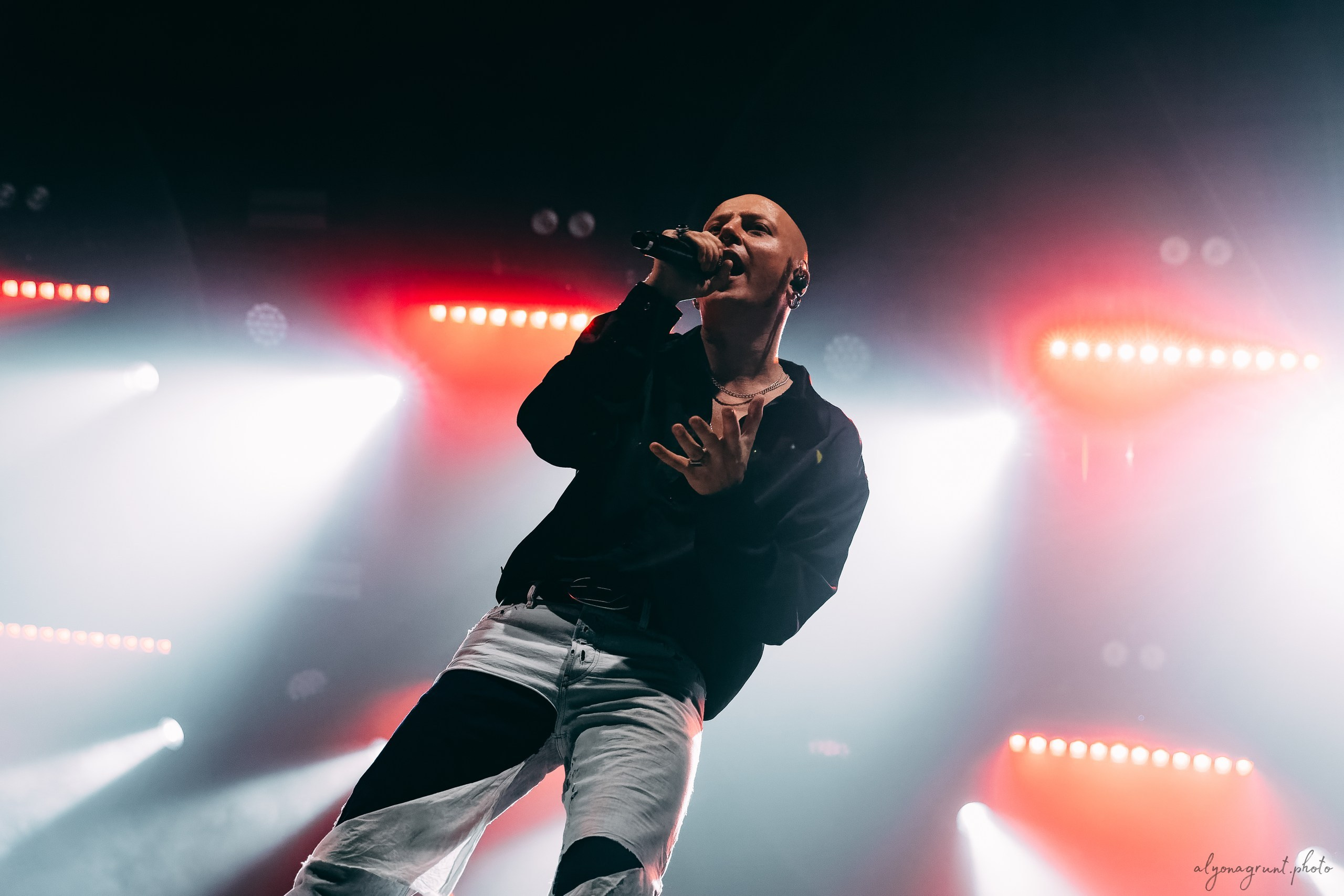 Ravanna, фоторепортаж, СПб, Aurora Concert Hall, 21.11.2025. Алена Адрианова: фотограф в Санкт-Петербурге