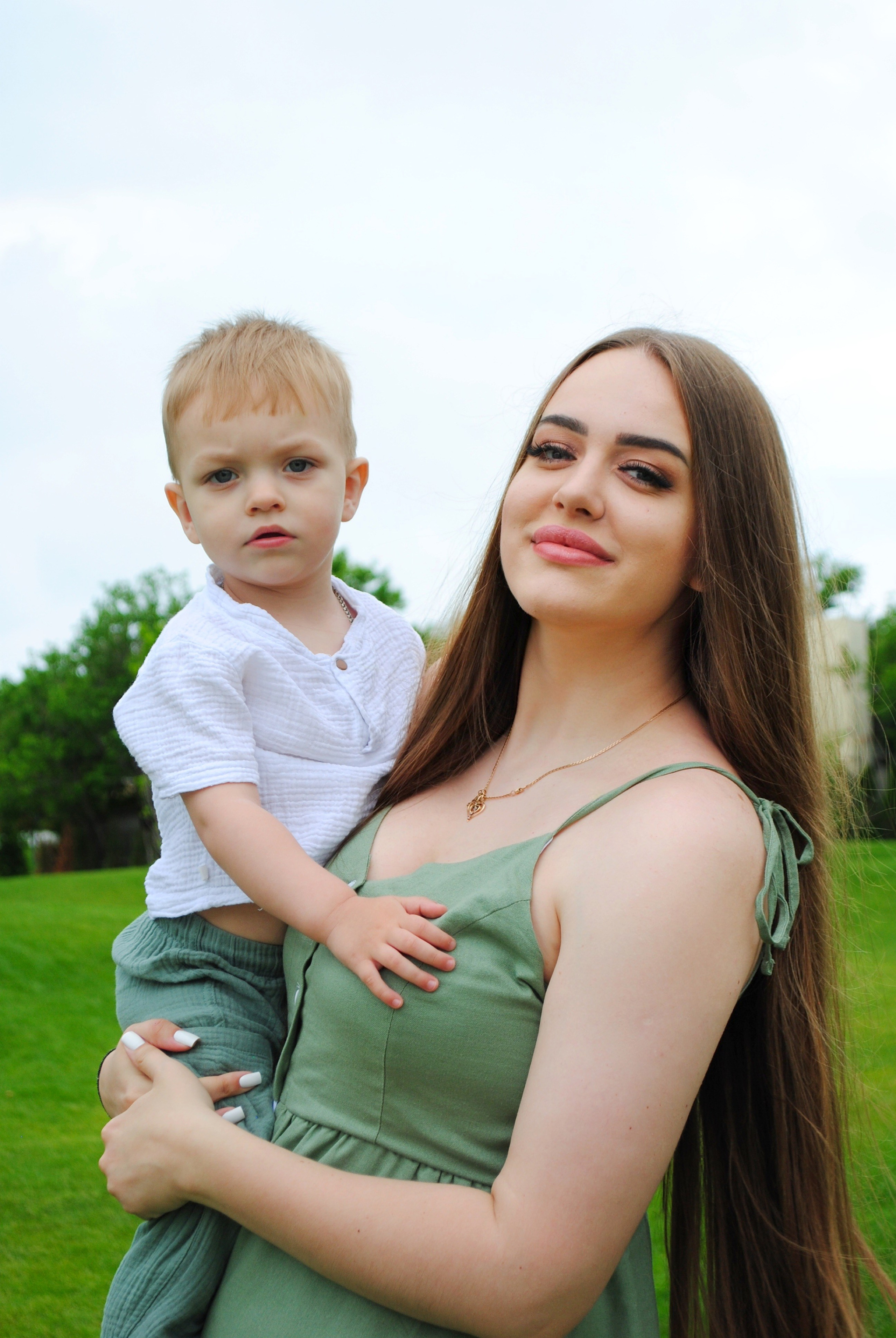 Настя и семья. Фотограф Мария Мусаелян