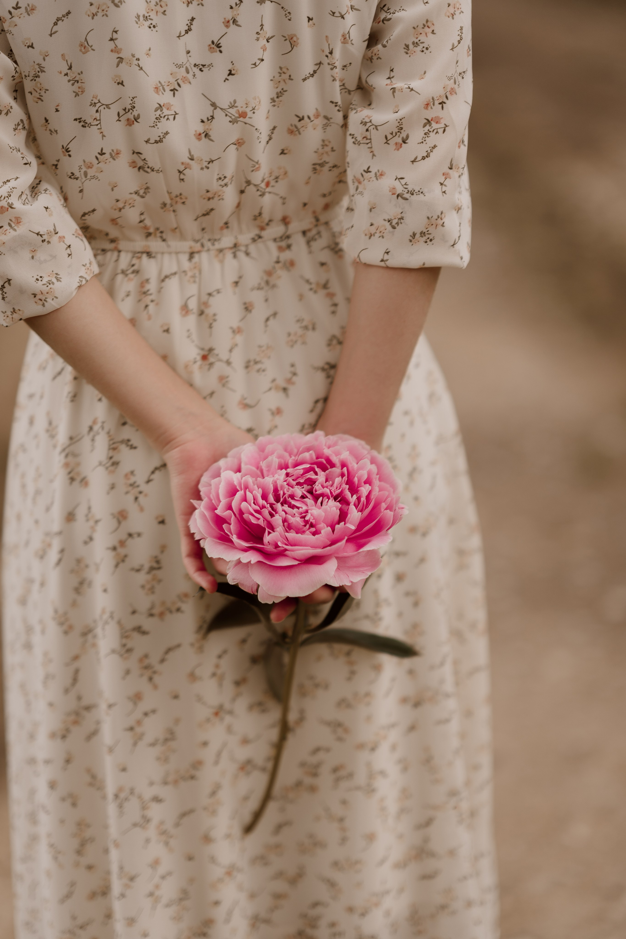 Маша и пионы. Семейный и детский фотограф в Сергиев Посаде, Хотьково Якимчук Любовь