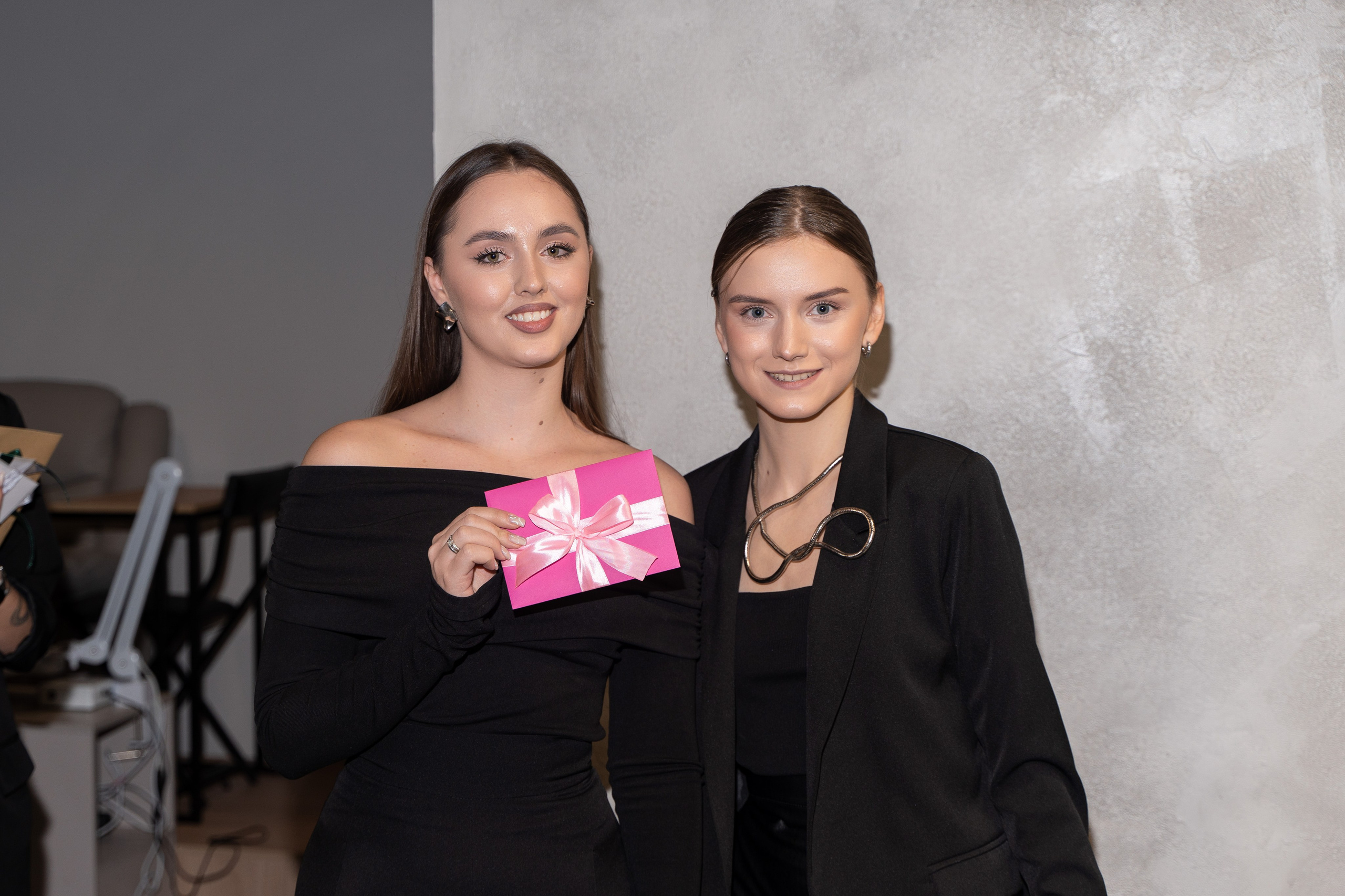 Корпоратив студии маникюра VTOPE. Margosha-ph.ru