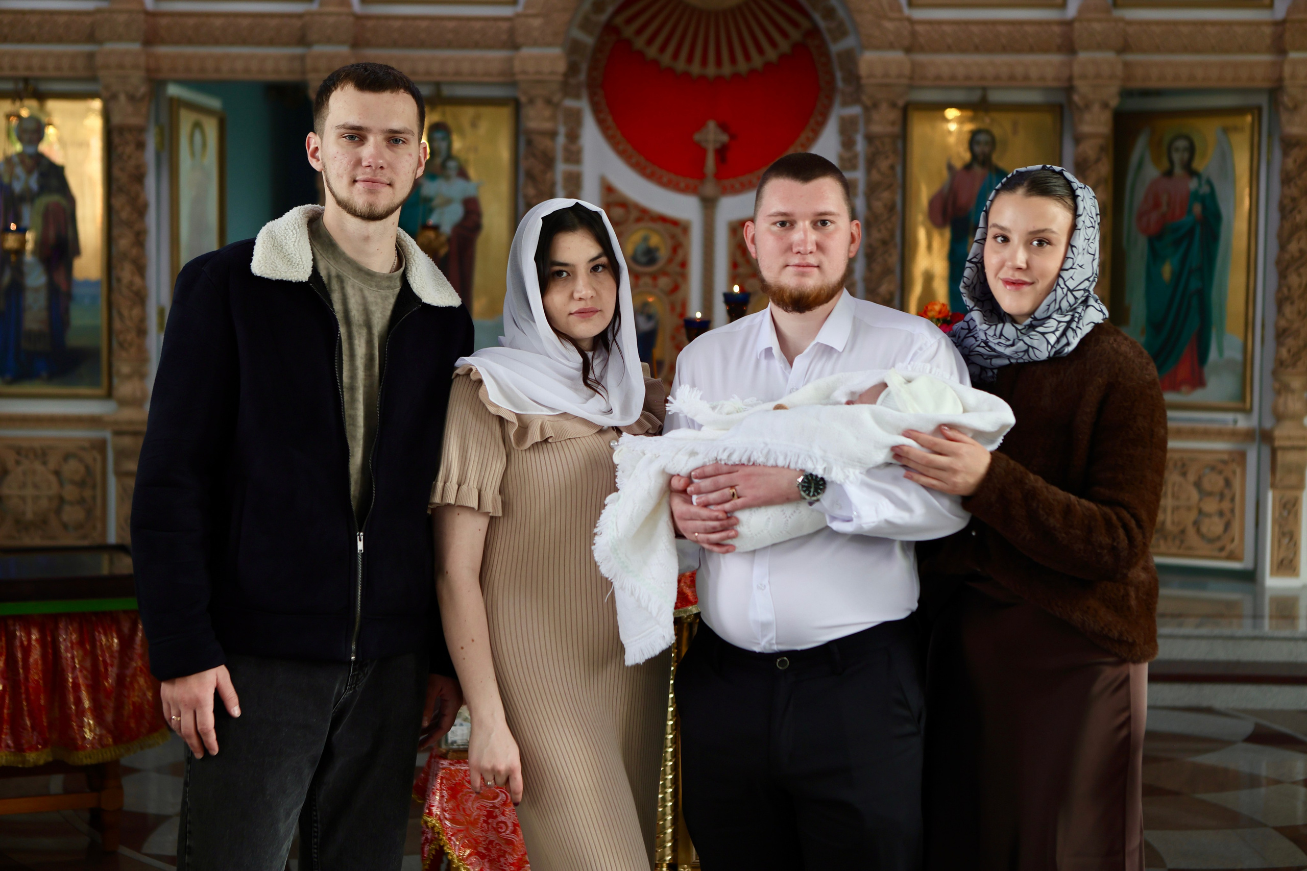 Яна и Максим —крещение Михаила. Фотограф в Курске Смирнов Евгений