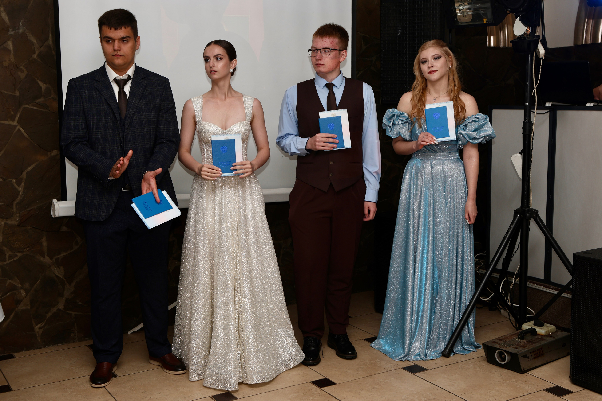 Школьный выпускной. Фотограф в Курске Смирнов Евгений