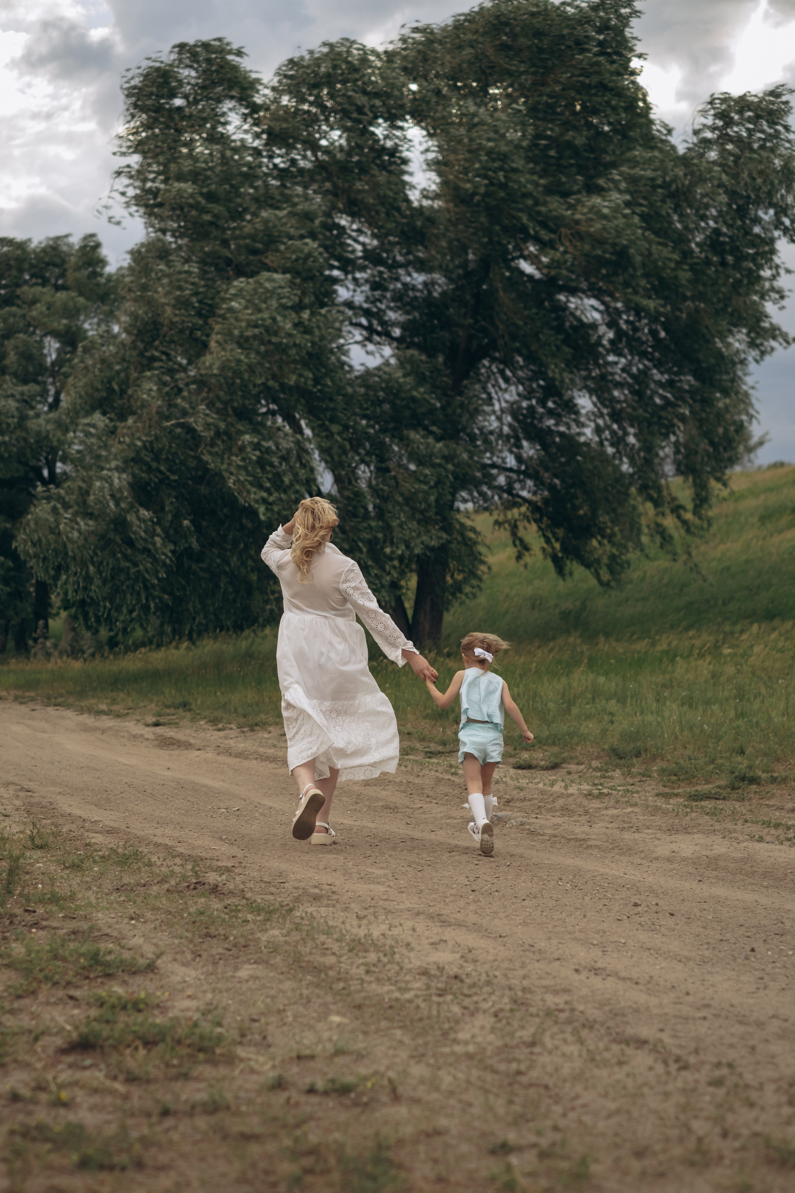 Прогулочная у моря. Мама и дочь. Фотограф Новосибирск Анна Рождественская