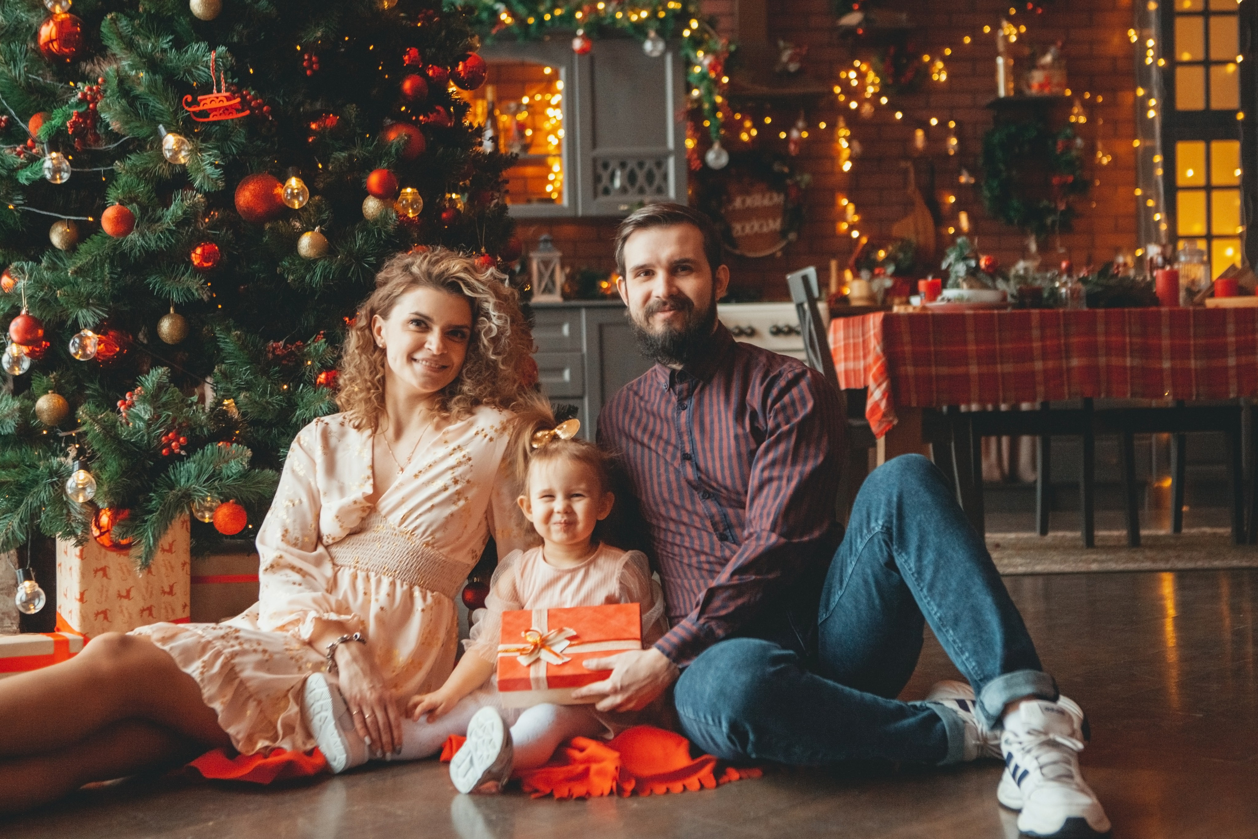 Новогодняя семейная фотосессия в студии. Фотограф Ольга Ефремова